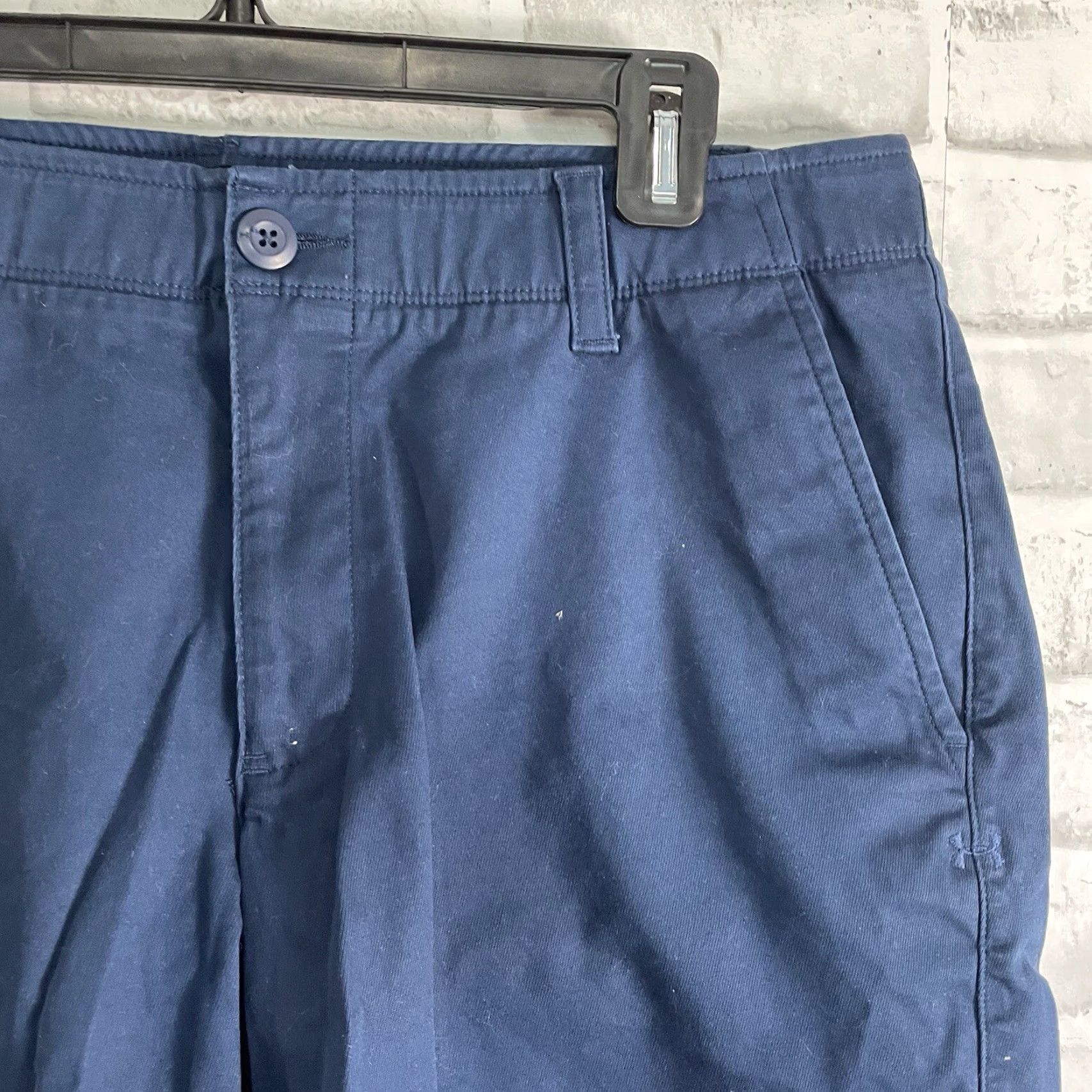 Under Armour Under Armour Dark Blue Cotton Blend Casual Shorts Mens Size 36 Size US 36 / EU 52 - 2 Thumbnail