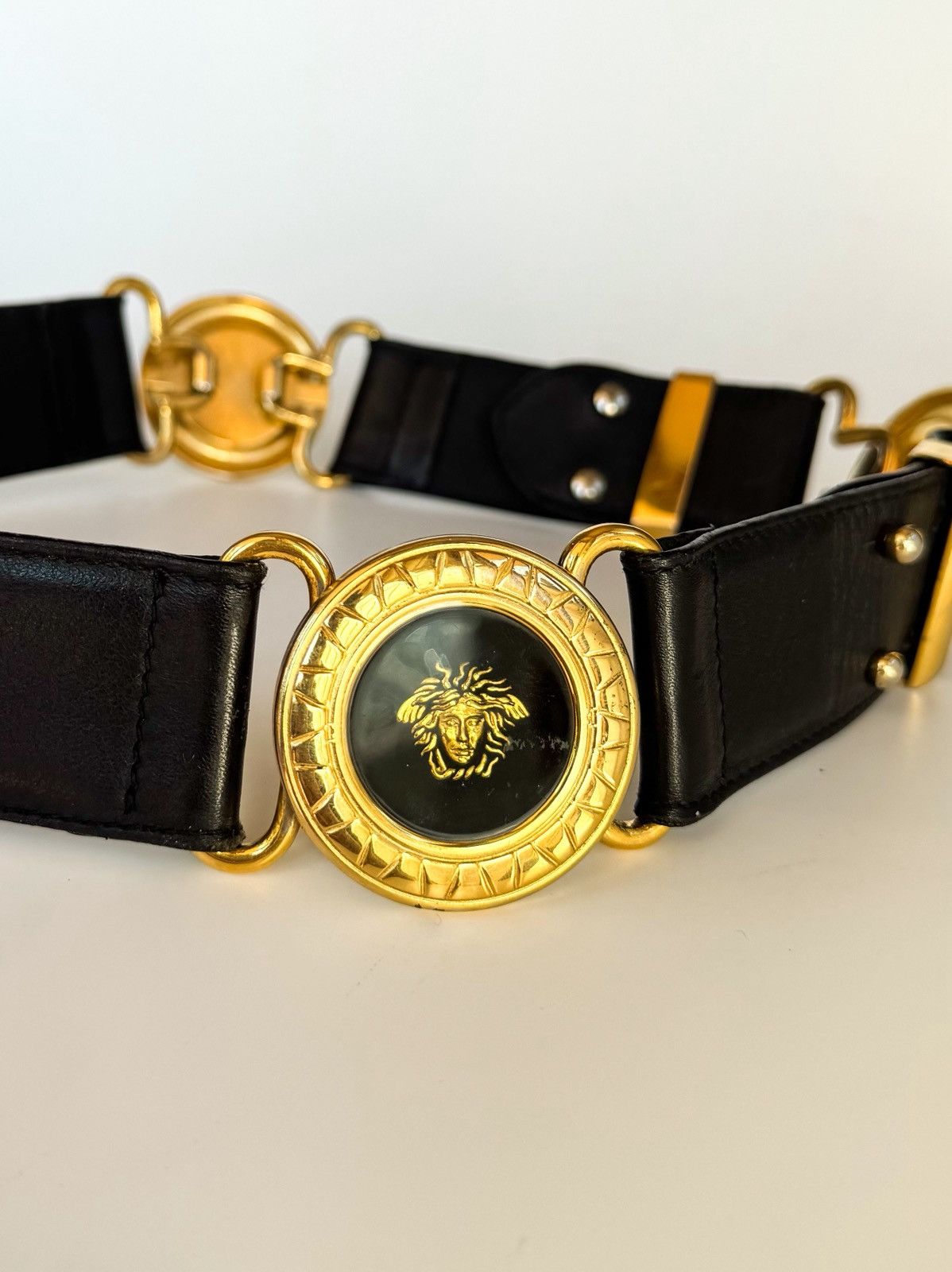 Versace Gianni Versace black leather belt Medusa head 4 buckles Size ONE SIZE - 9 Thumbnail