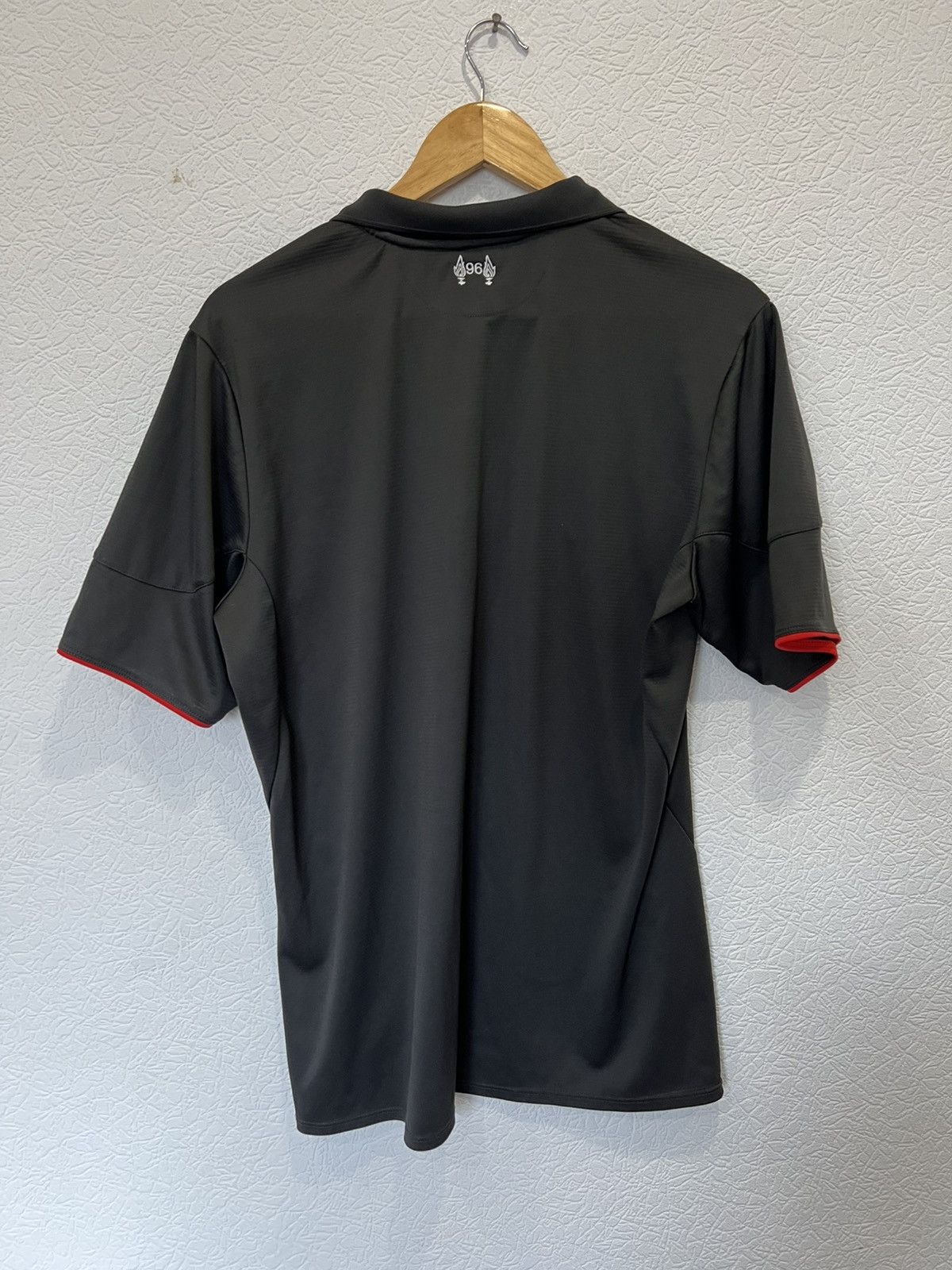 New Balance Liverpool New Balance 2015/2016 Third Kit Soccer Jersey Size US L / EU 52-54 / 3 - 10 Thumbnail