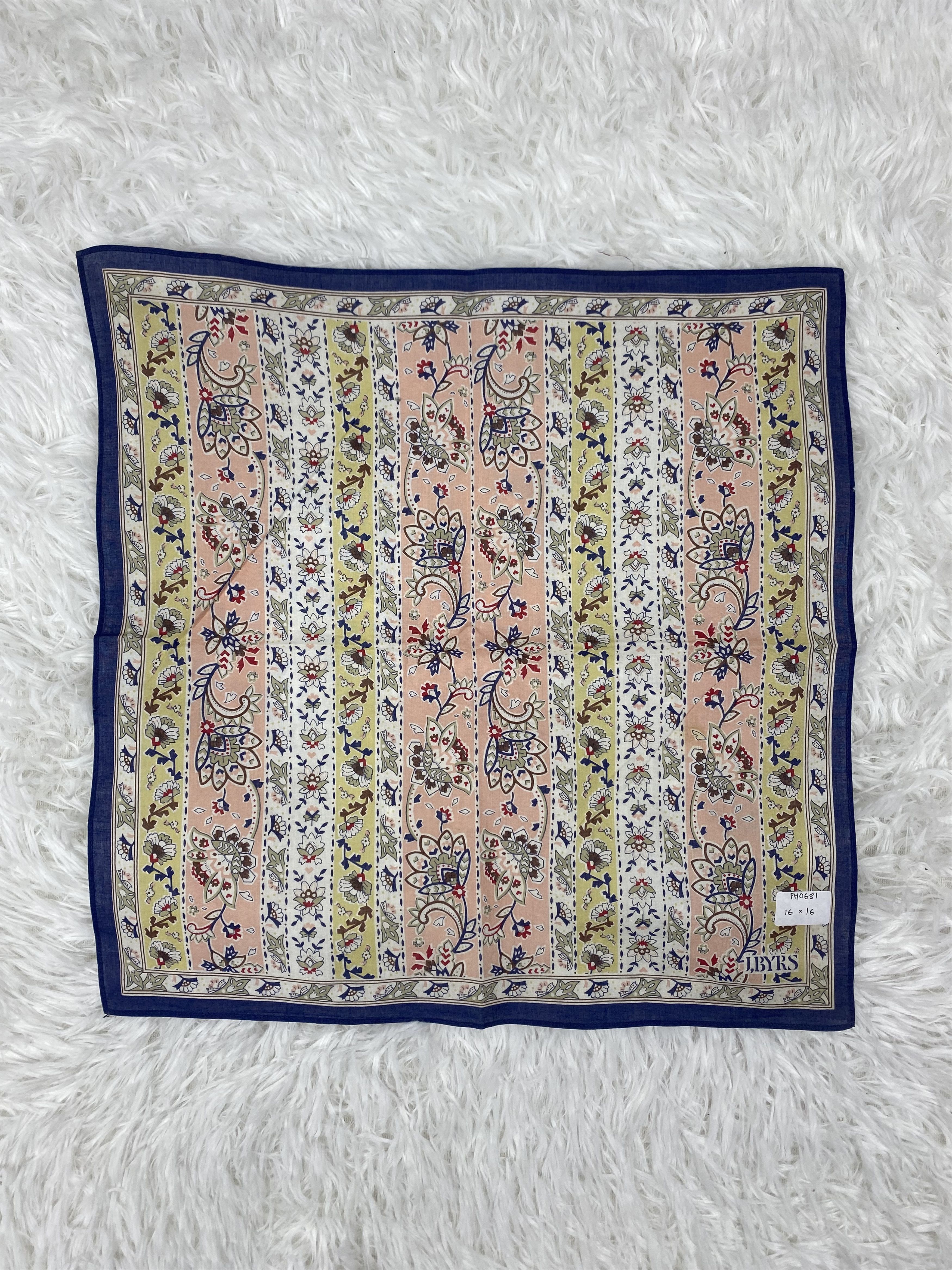 Vintage Vintage J.Byrs Handkerchief Neckerchief PH0681 Size ONE SIZE - 3 Thumbnail