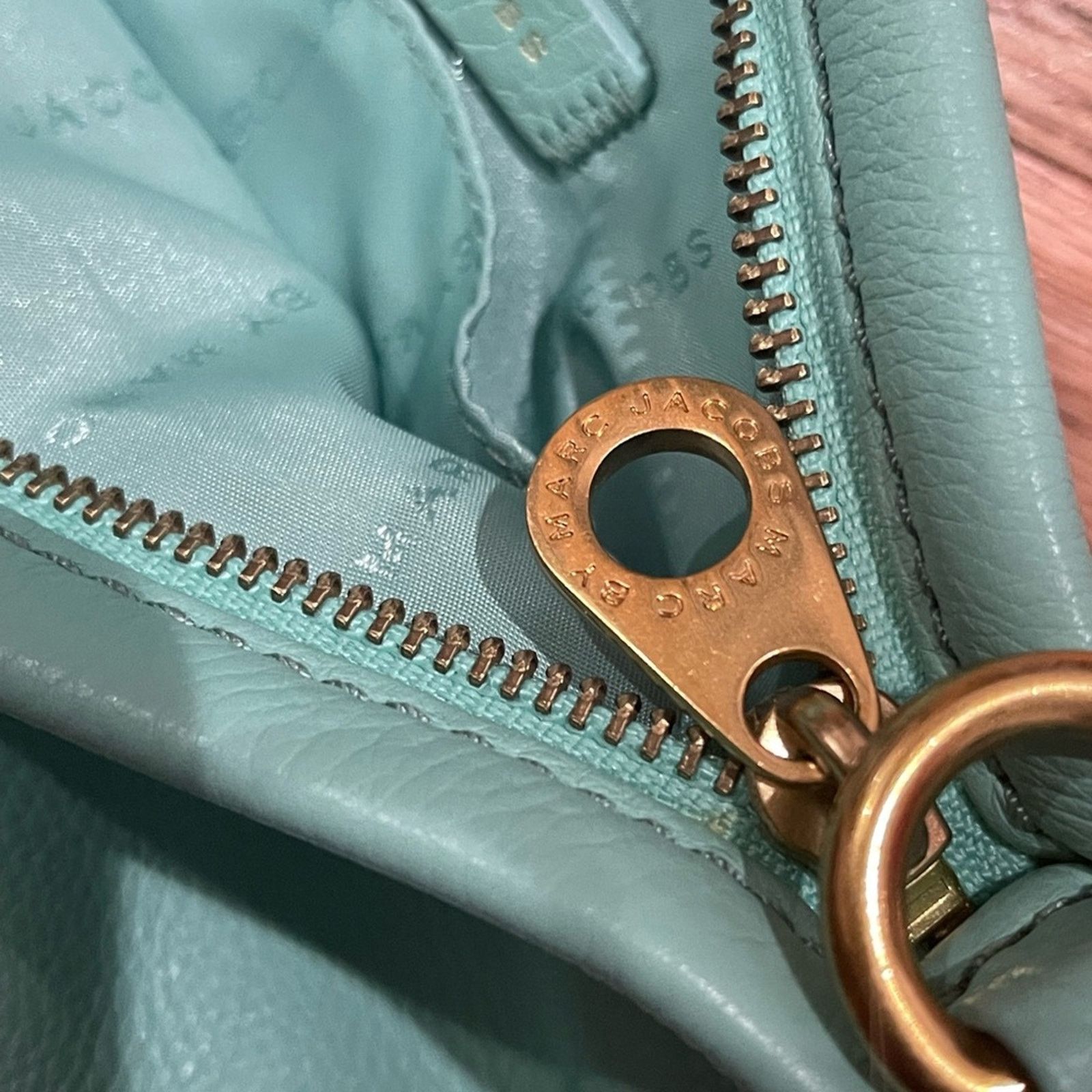 Marc Jacobs MARC JACOBS Mint Leather Classic Q Percy Crossbody Bag Size ONE SIZE - 6 Thumbnail