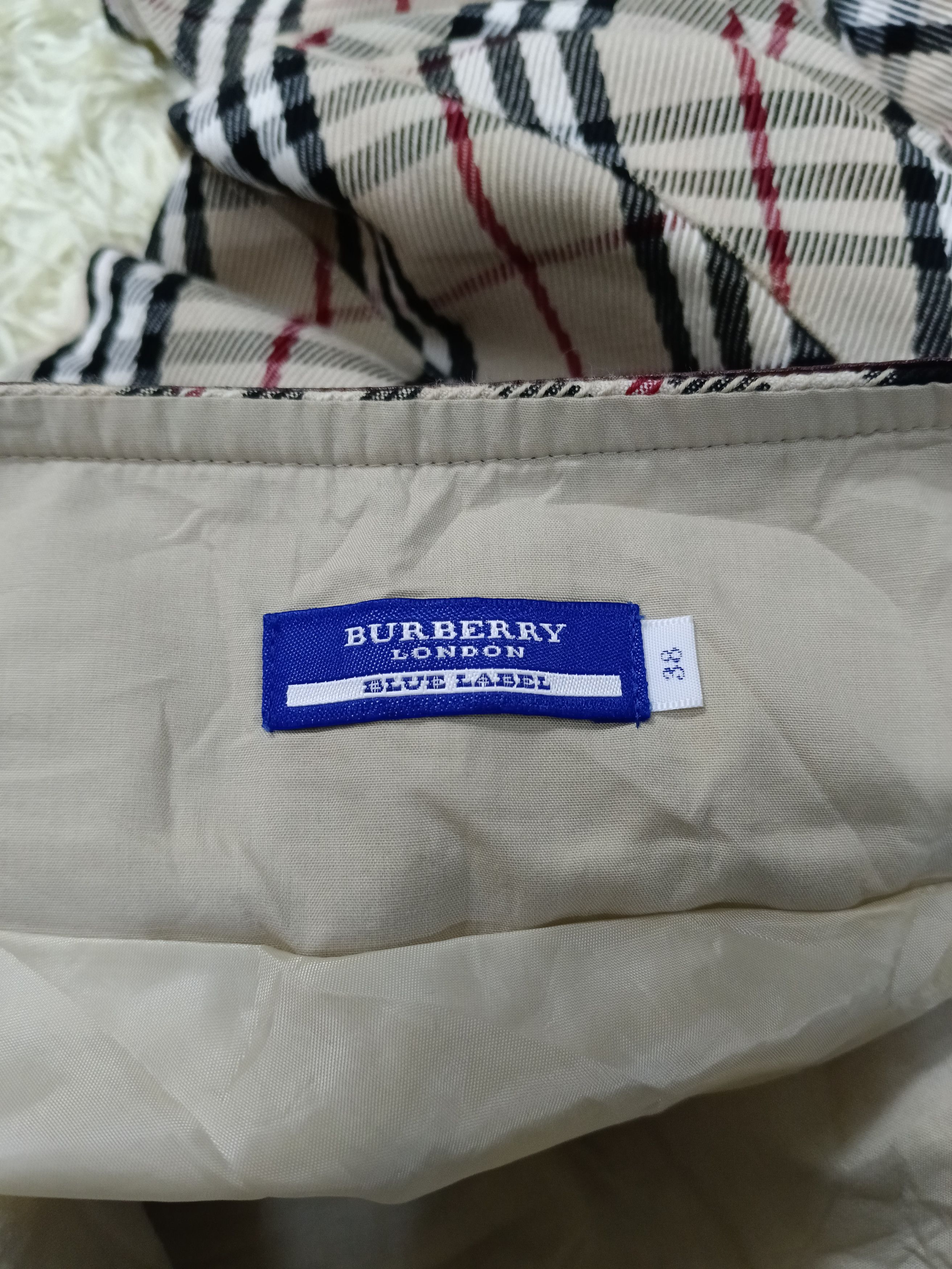 Burberry BURBERRY NOVE CHECK SKIRT Size 27" / US 4 / IT 40 - 5 Thumbnail