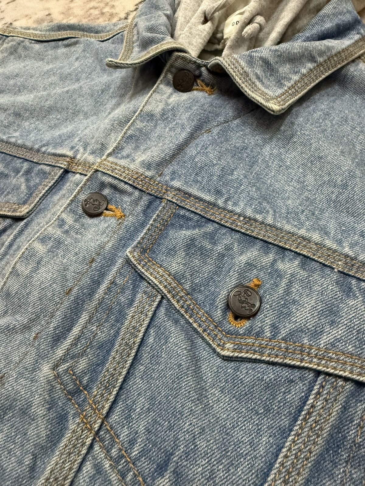 Disney Vintage Disney Store Denim Trucker Jacket Hoodie Size US L / EU 52-54 / 3 - 5 Thumbnail