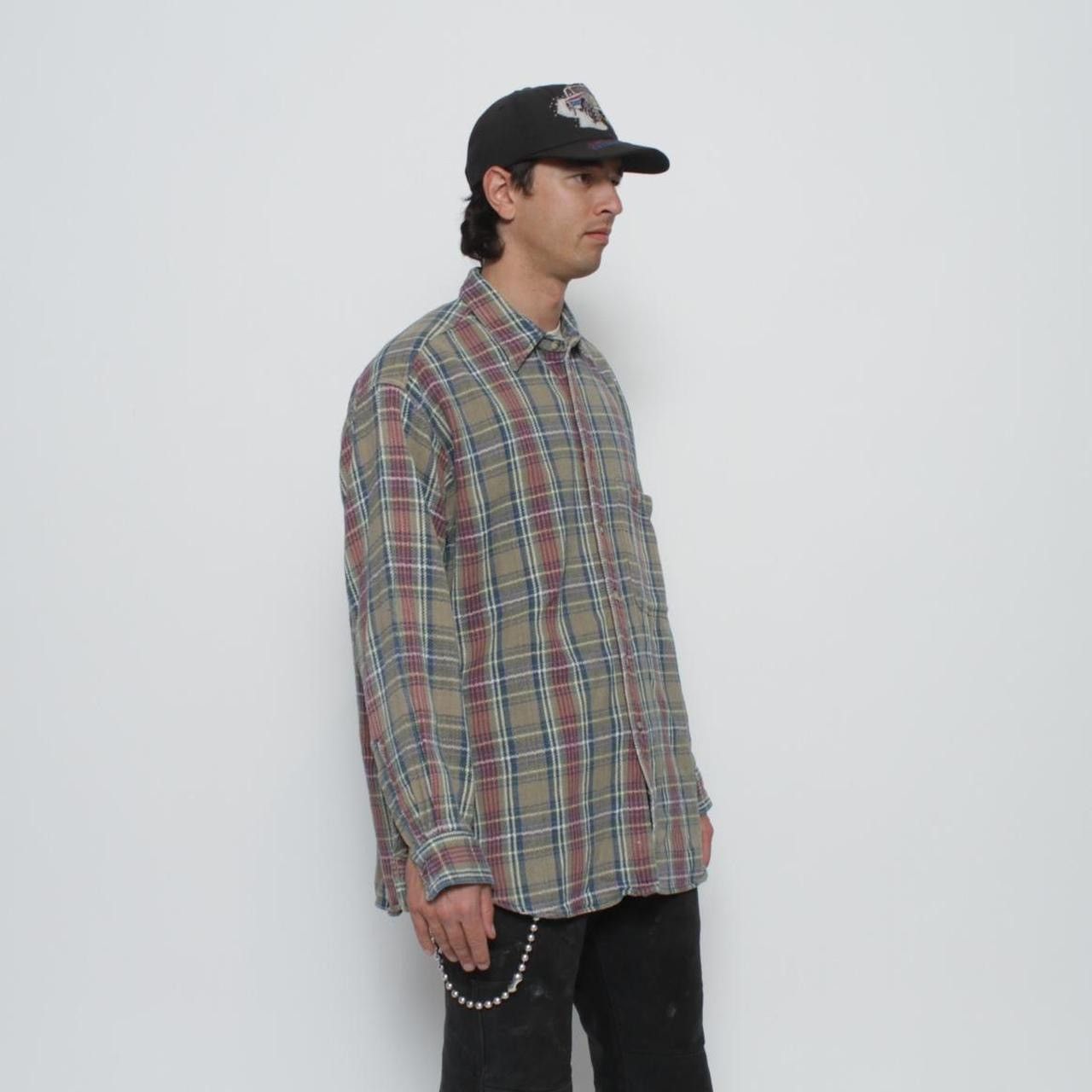 Vintage GREEN BLUE AND PINK PLAID LONGSLEEVE FLANNEL BY TIMBERLAND Size US L / EU 52-54 / 3 - 2 Thumbnail