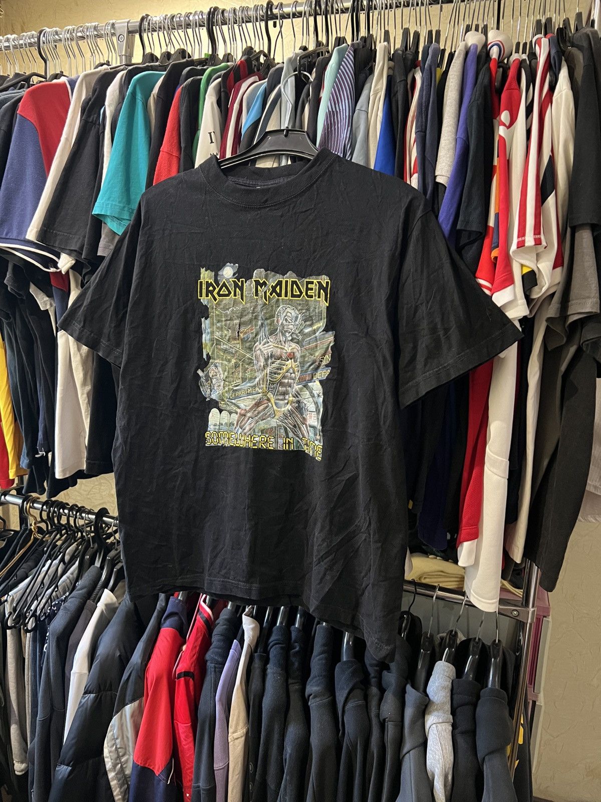 Band Tees 2003/2004 VINTAGE IRON MAIDEN SOMEWHERE IN TIME GRAPHIC TEE Size US L / EU 52-54 / 3 - 2 Thumbnail