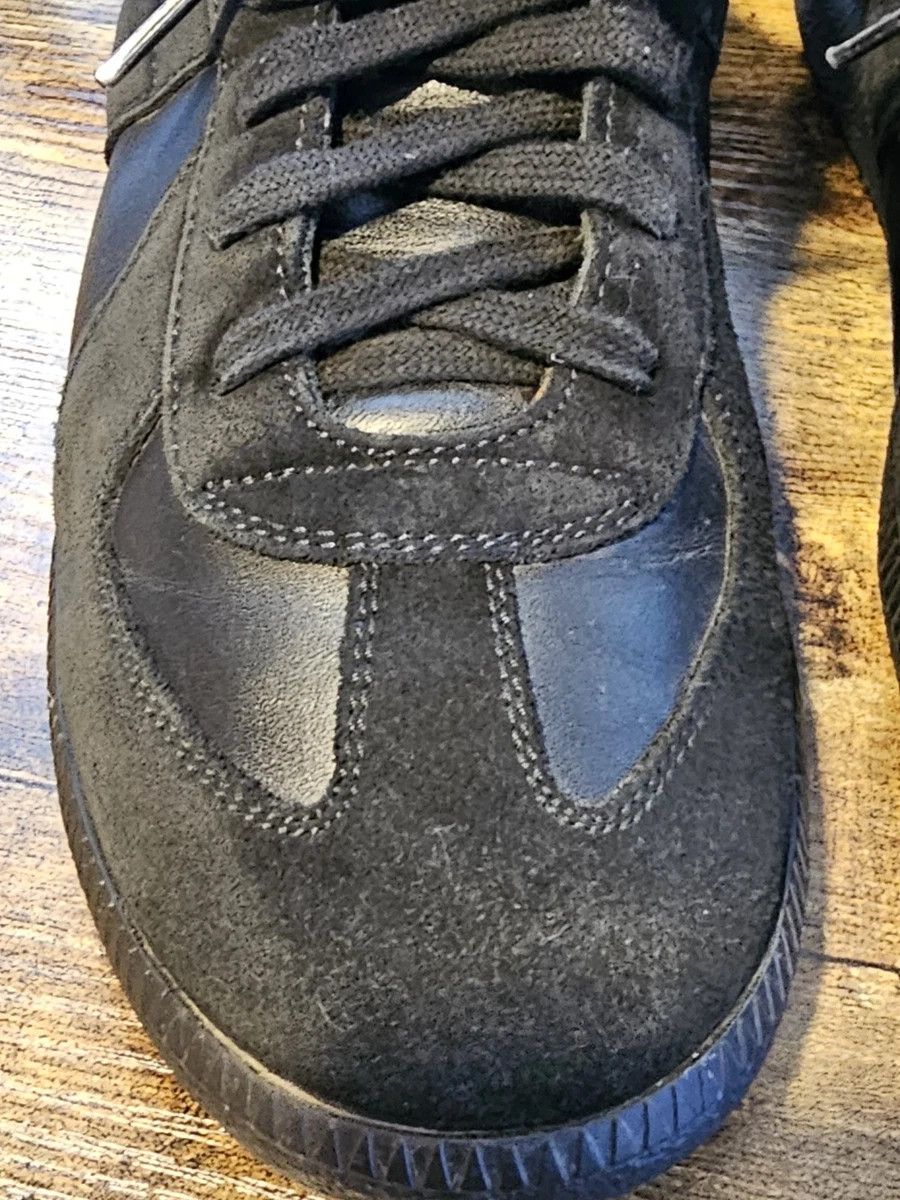 Maison Margiela Maison Margiela Replica GAT Black 10 43 Low Tops Size US 10 / EU 43 - 14 Thumbnail