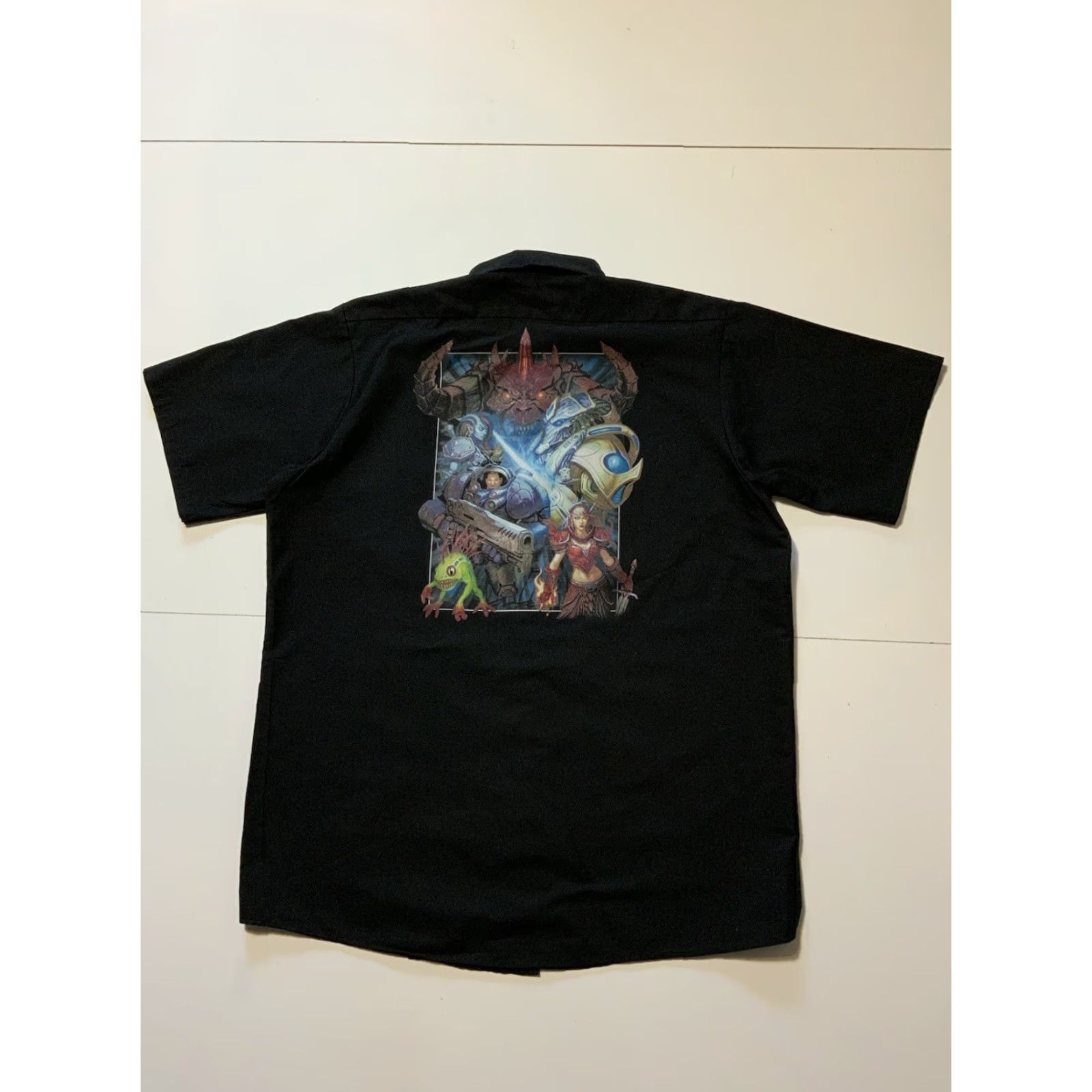 Red Kap VINTAGE Rare Blizzard Entertainment Development Team Employee Exclusive Red Kap S/S Button Shirt L Gray Mens Size US L / EU 52-54 / 3 - 3 Thumbnail