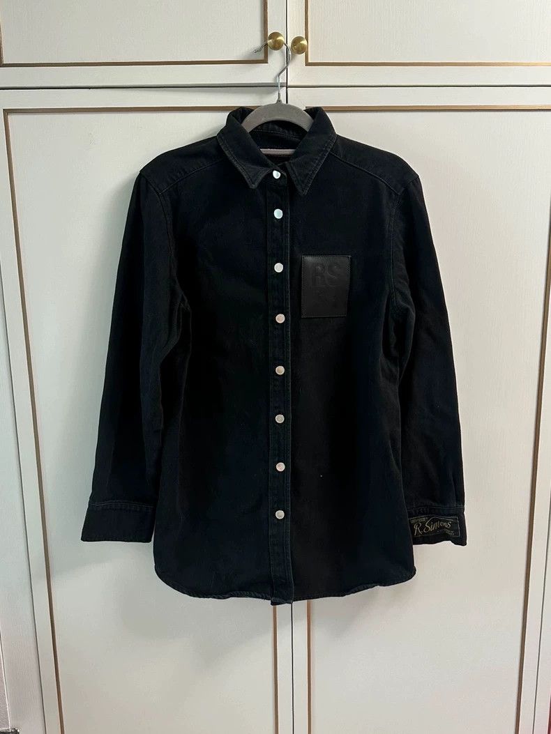 Raf Simons Raf simons 22ss leather branded denim shirt Size US S / EU 44-46 / 1 - 1 Thumbnail