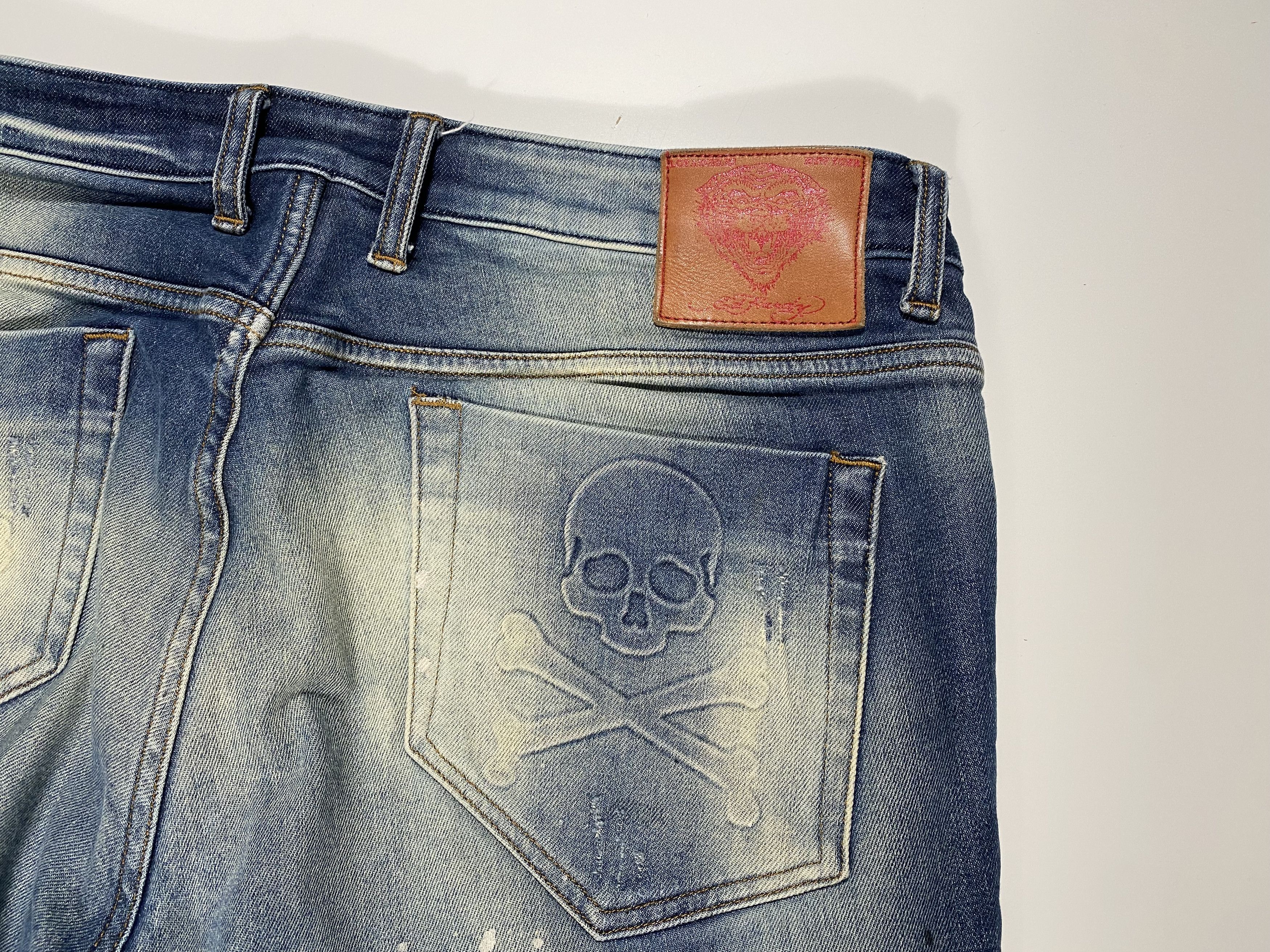 Ed Hardy Ed Hardy Embossed Skull Distressed Dagger jeans 34x28 Size US 34 / EU 50 - 9 Thumbnail