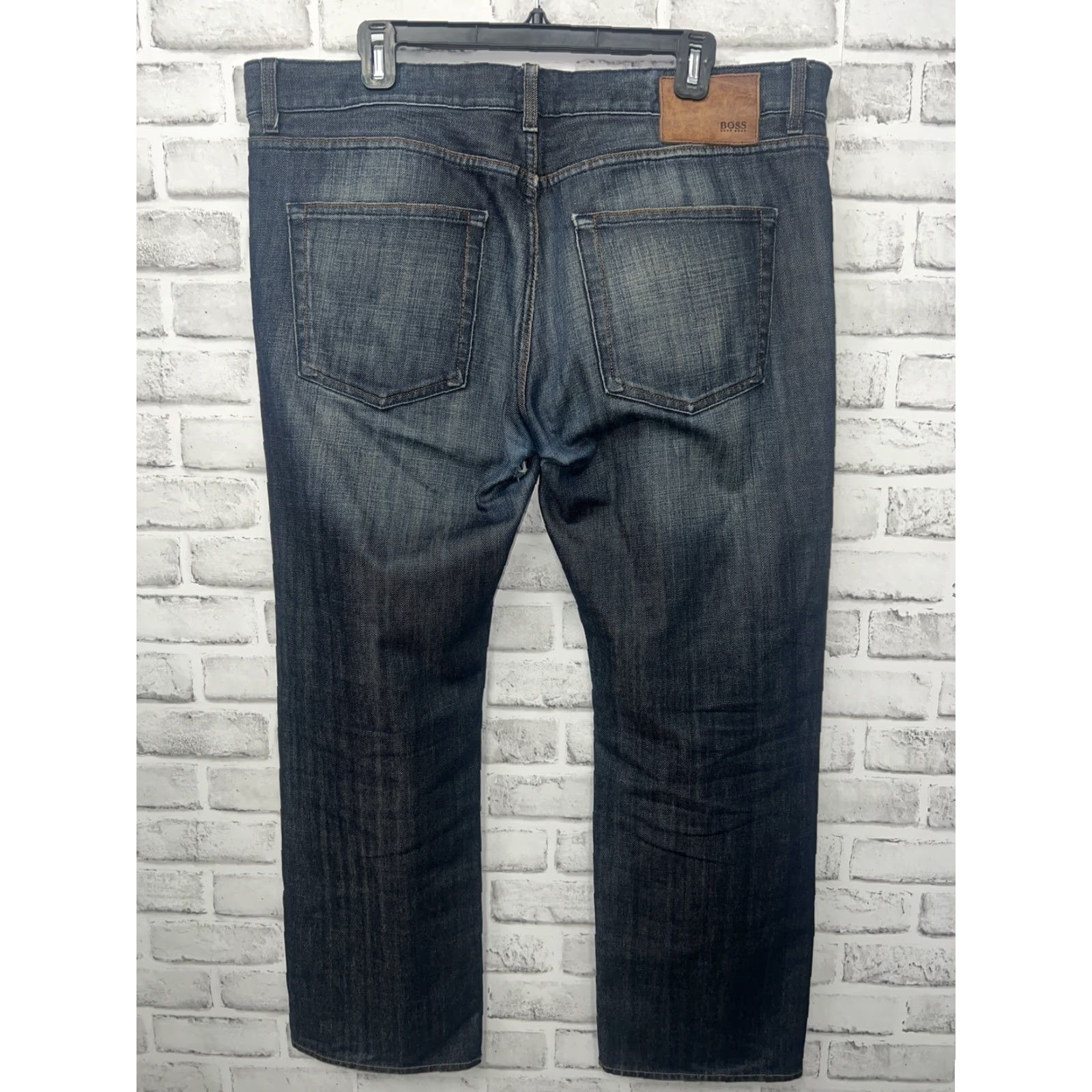 Hugo Boss HUGO BOSS Jeans Mens 38x30 Blue Jeans Straight 90s? No, 38x30? (But keep only original words) Size US 38 / EU 54 - 4 Thumbnail