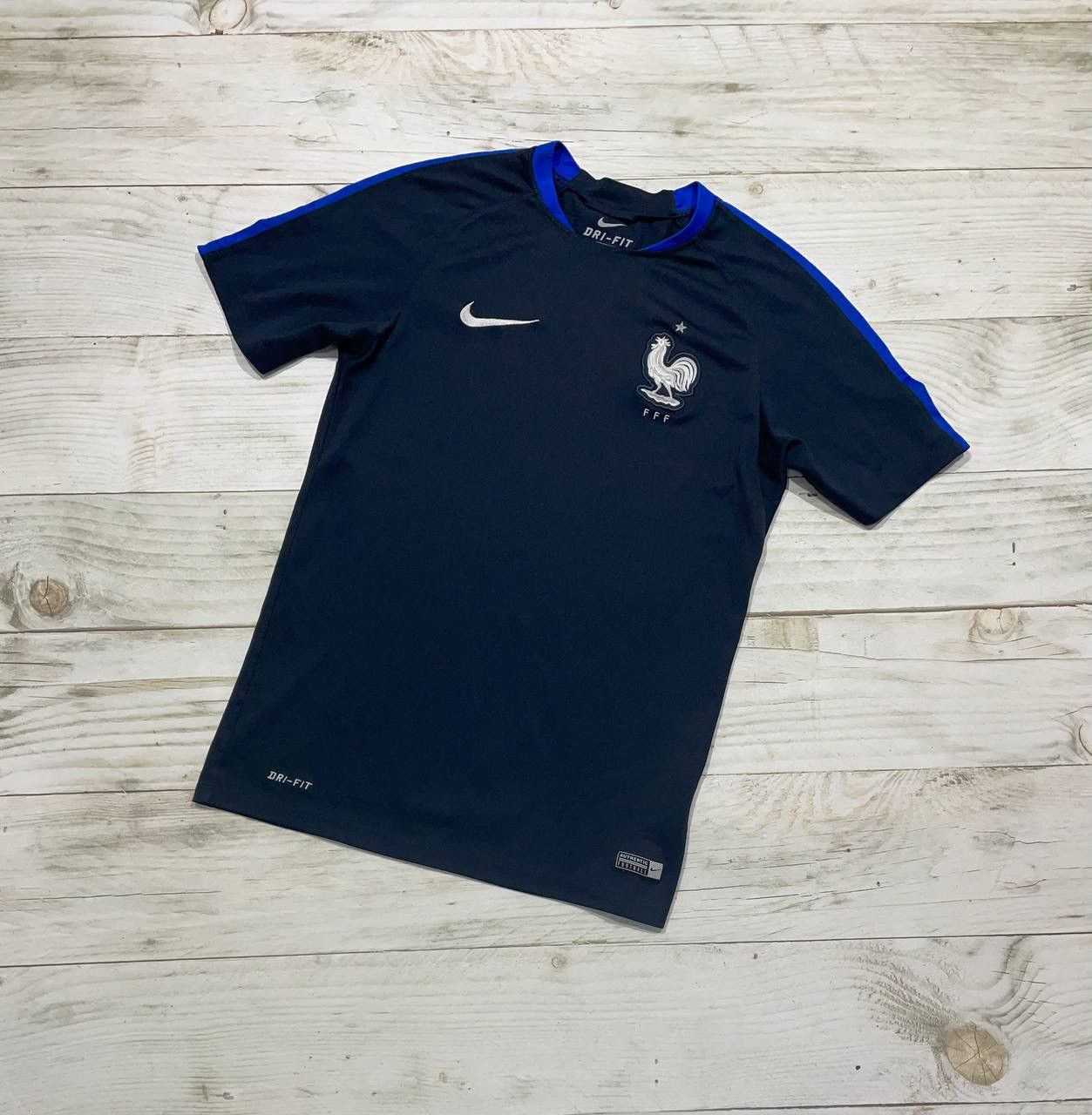 Nike Nike France 2016 Training Football Shirt Soccer Jersey Size US S / EU 44-46 / 1 - 1 Thumbnail