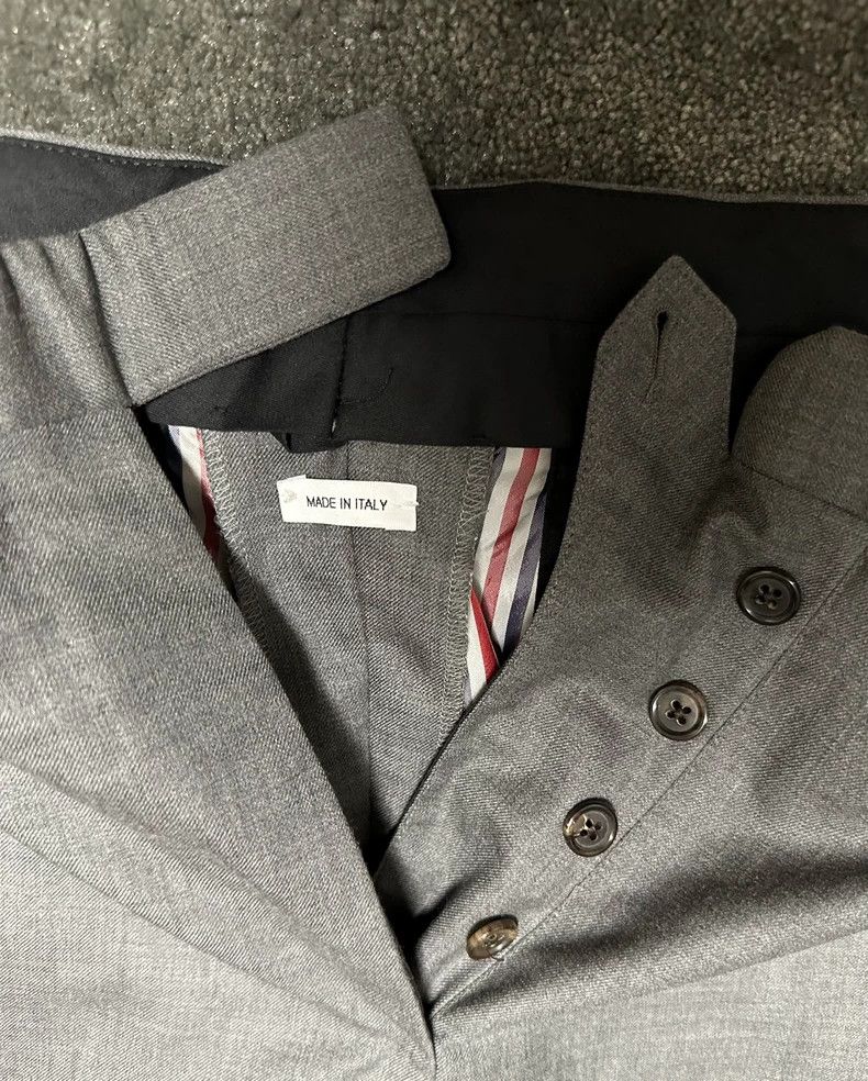 Thom Browne Thom Browne Midsize classic trousers Size 26" / US 2 / IT 38 - 6 Thumbnail
