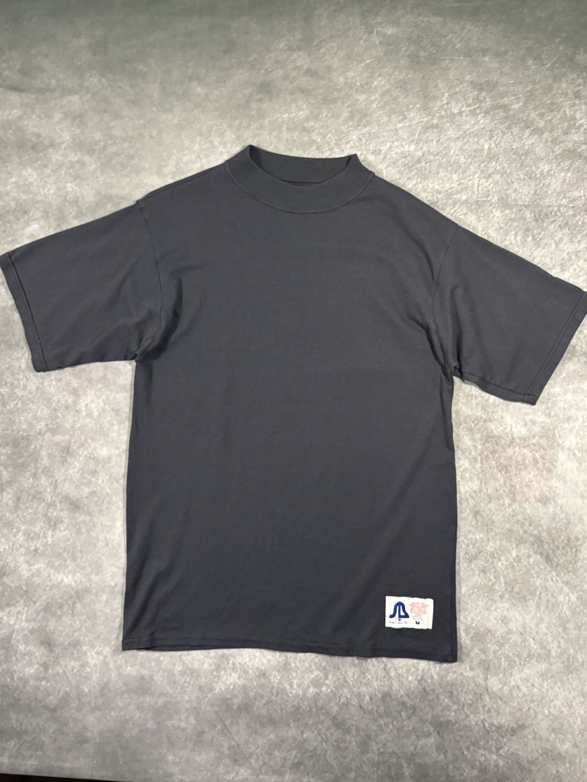 Vintage 1980s Mock Neck Tee Vintage Sports Bell Made in USA Blank Size US M / EU 48-50 / 2 - 2 Thumbnail