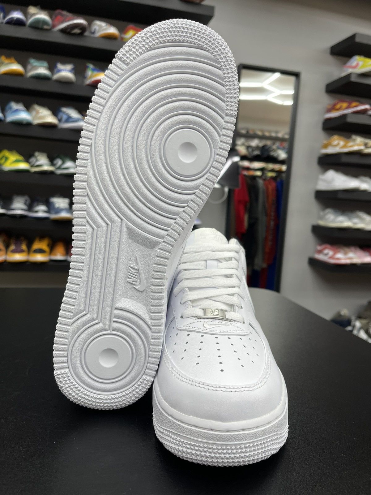 Nike × Supreme Size 10.5 - Nike Air Force 1 Low Supreme White (CU9225-100) Size US 10.5 / EU 43-44 - 9 Thumbnail