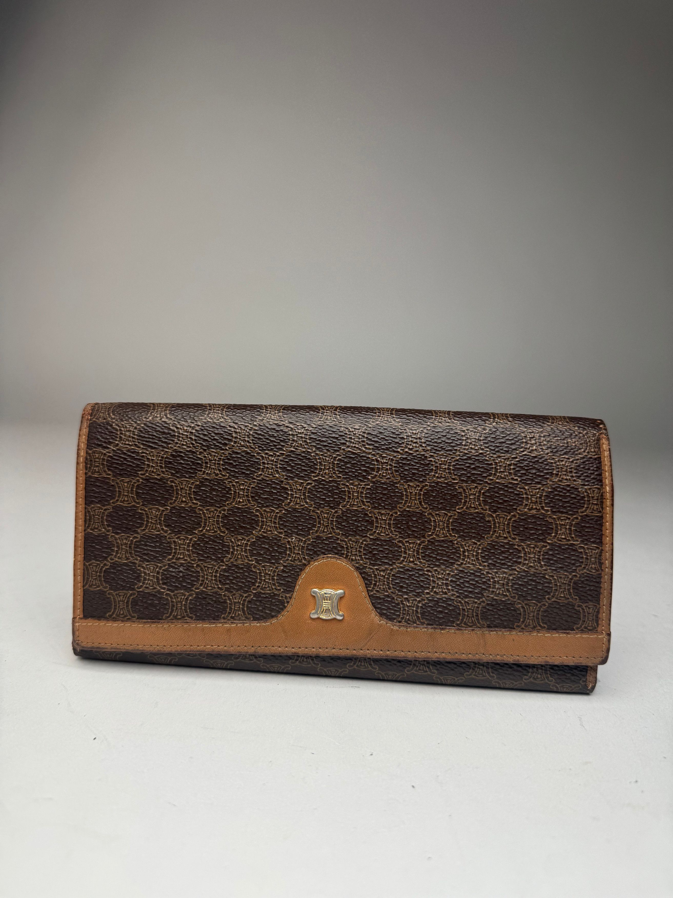 Celine Vintage Triomphe Monogram Leather wallet brown Size ONE SIZE - 1 Thumbnail