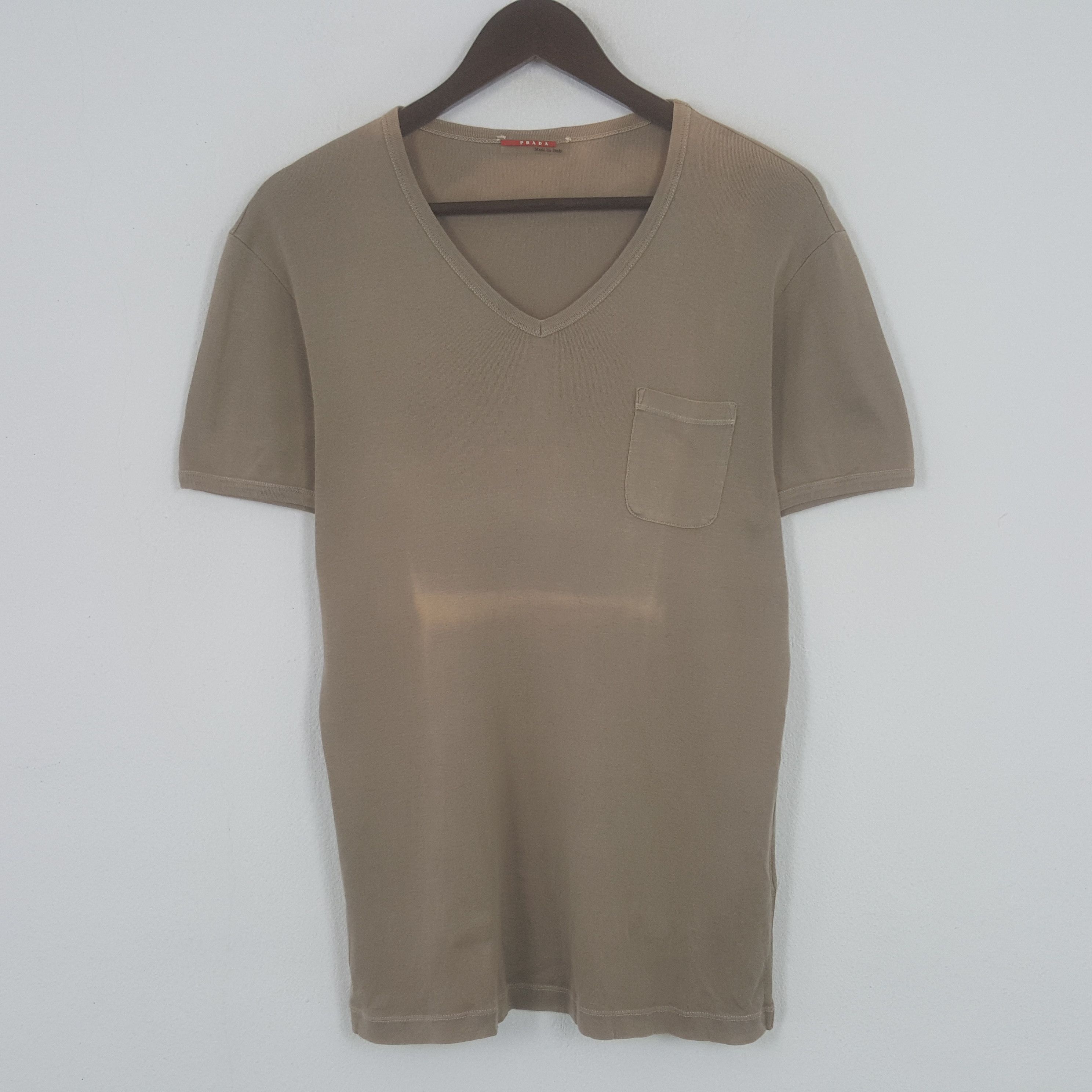 Prada × Vintage Vintage Prada Faded Tshirt Size US S / EU 44-46 / 1 - 1 Thumbnail