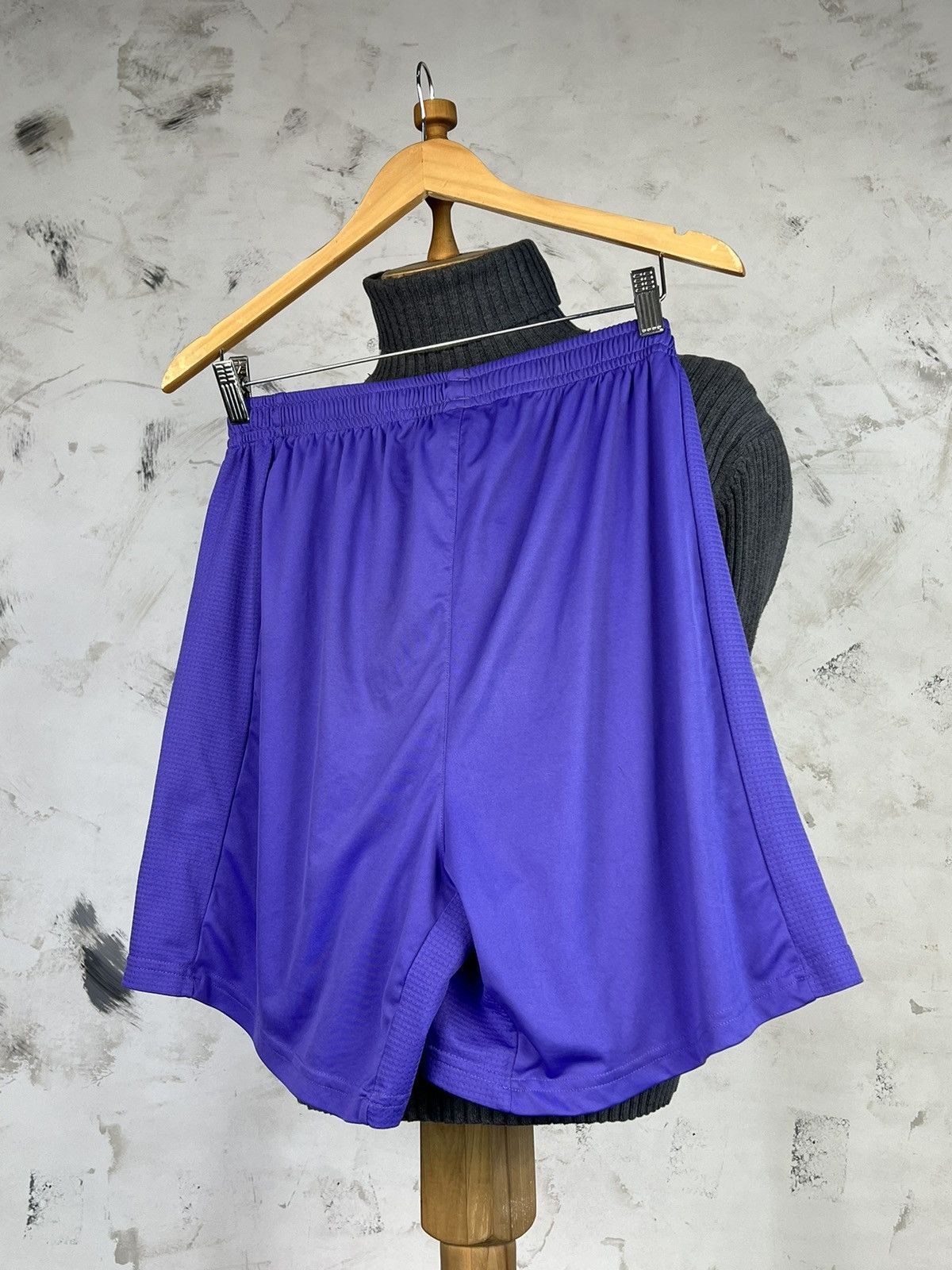 Puma Vintage Puma Tottenham Hotspur Football Shorts Size L - XL Size US 34 / EU 50 - 7 Thumbnail