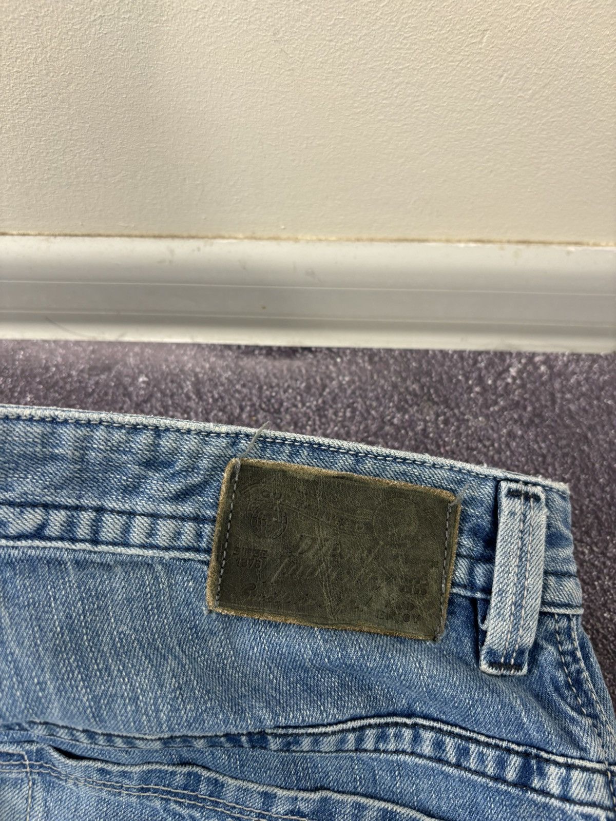 Diesel Vintage Diesel Thavar Y2K Faded Blue Ripped Slim Denim Jeans Size US 33 - 15 Thumbnail