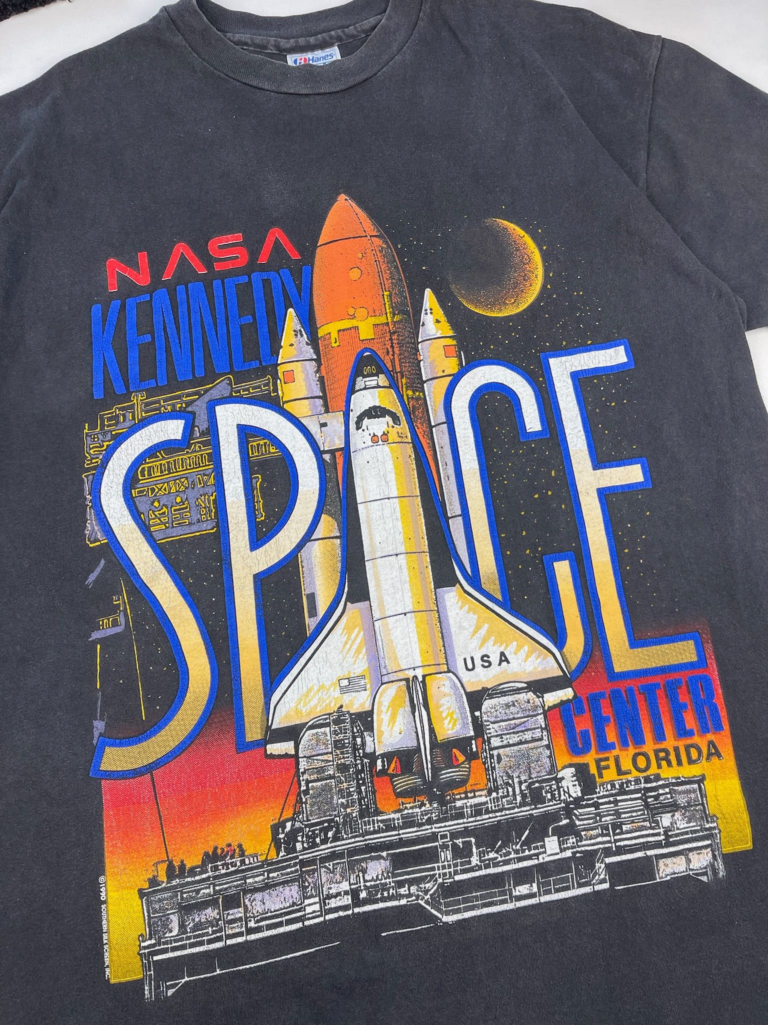NASA × Vintage Vintage NASA Kennedy Space Center Florida 1990 Tee Shirt Size US XL / EU 56 / 4 - 4 Thumbnail