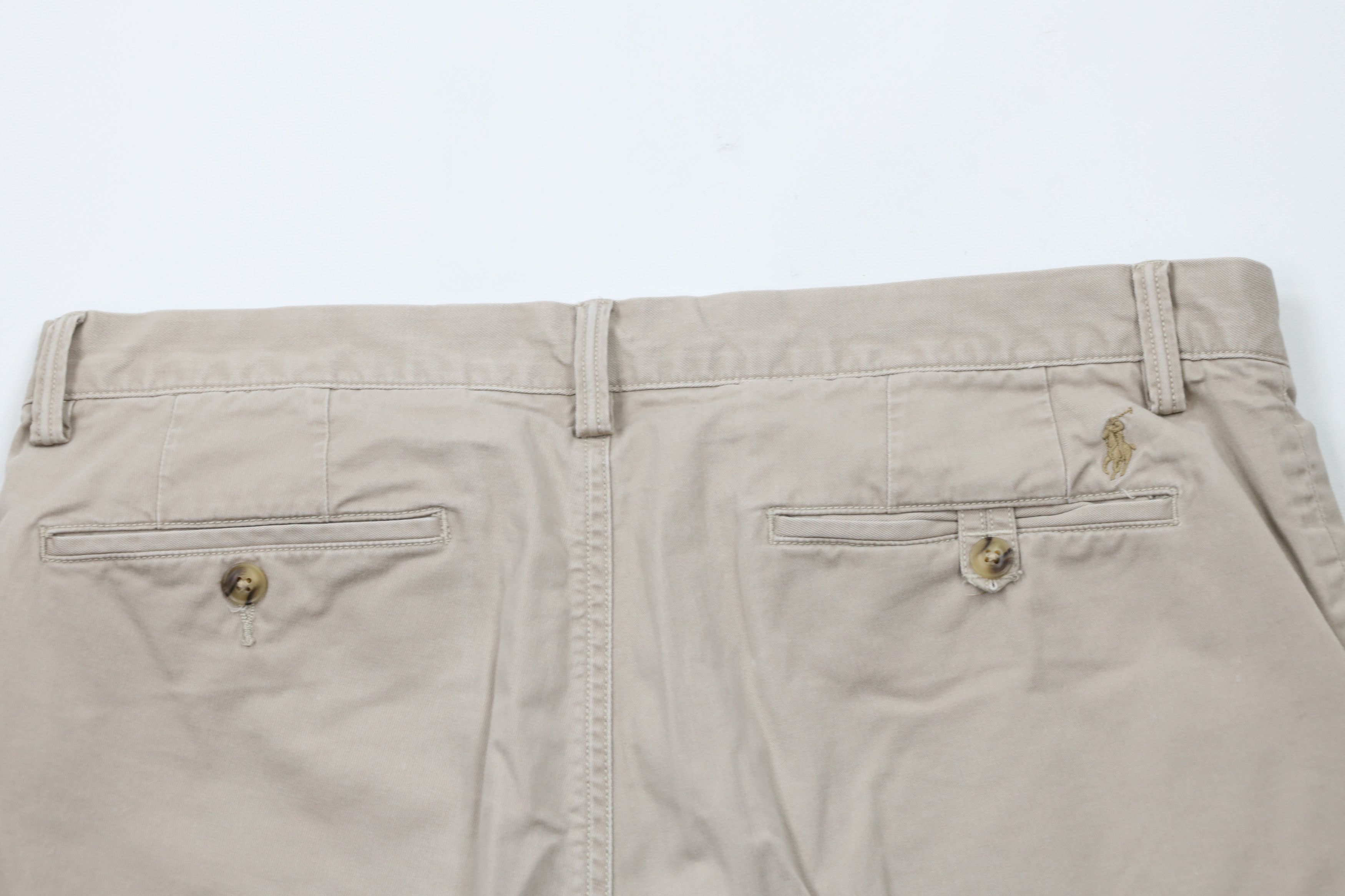 Ralph Lauren × Vintage Vintage Ralph Lauren Above Knee Stretch Chino Shorts Beige Size US 35 - 6 Thumbnail