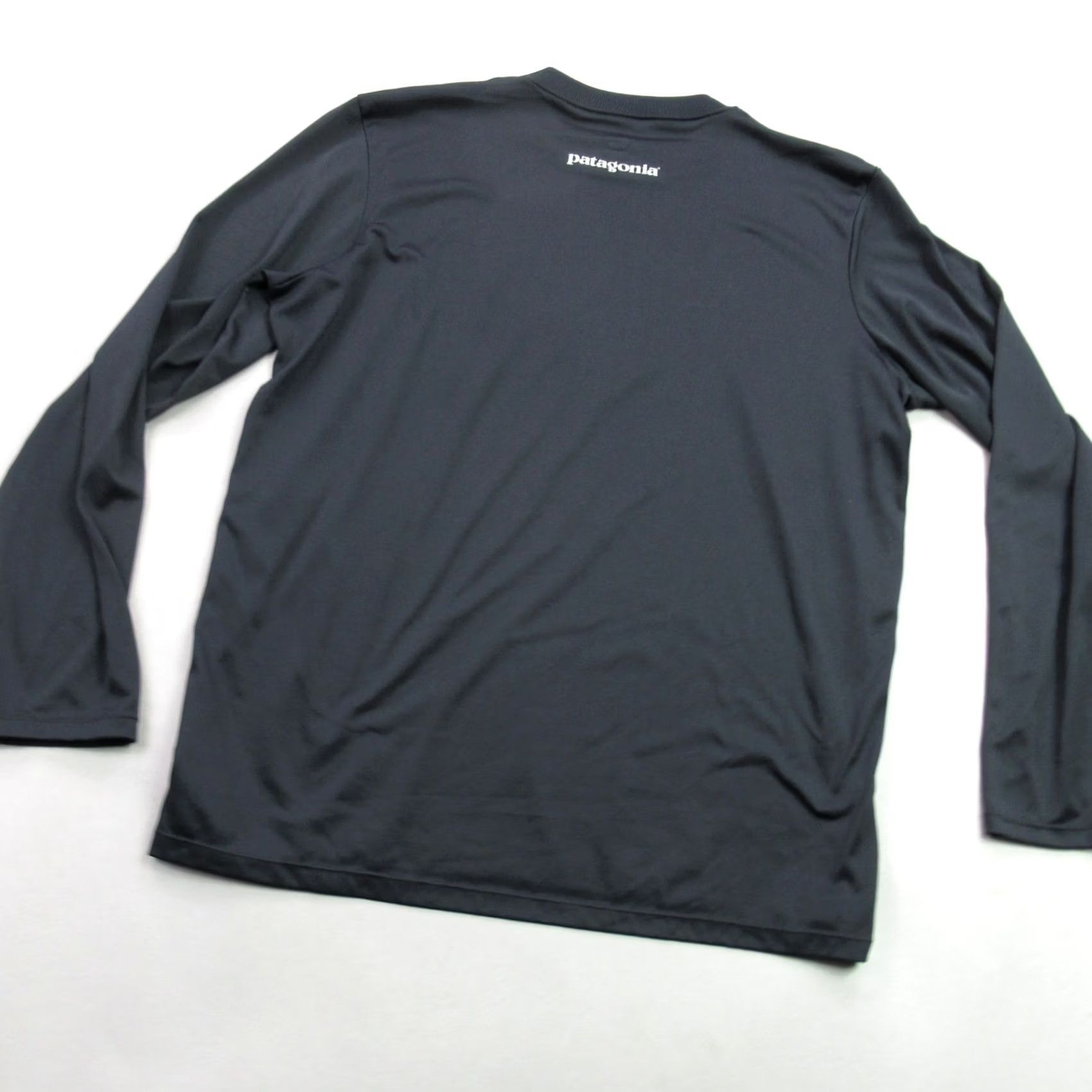Patagonia Patagonia Shirt Medium Black Long Sleeve Crew Neck Outdoor Lightweight Mens Size US M / EU 48-50 / 2 - 6 Thumbnail