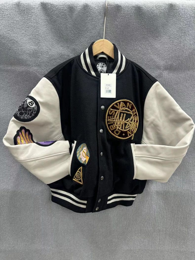 Dries van noten Patterned embroidered animal badge jacket 2