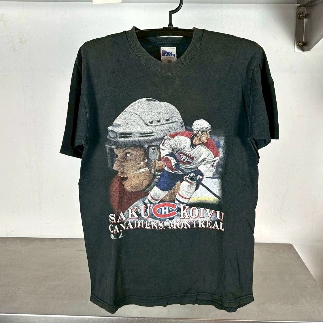 Vintage ​​Vintage 90s Montreal Canadiens Saku Koivu NHL​​ T-shirt Size US M / EU 48-50 / 2 - 1 Thumbnail