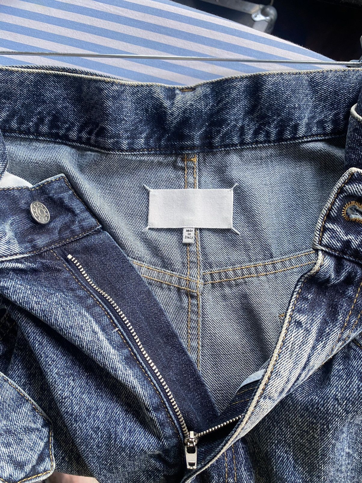 Maison Margiela Galliano for Maison Margiela Slit Belted Denim Jeans Co-ed Size US 34 / EU 50 - 12 Thumbnail