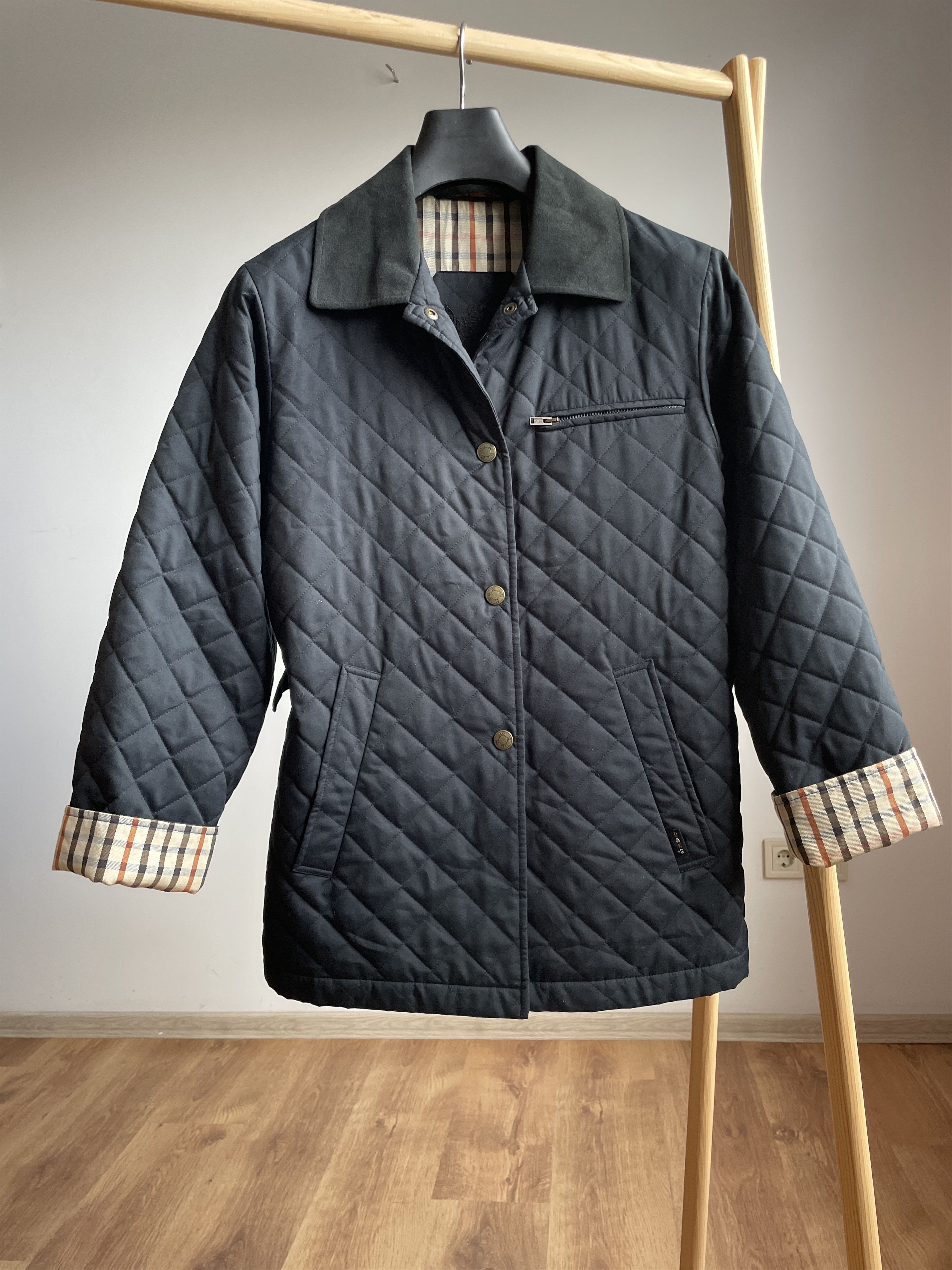 DAKS Daks London Vintage Womens Quilted Jacket Size UK 14 Size L / US 10 / IT 46 - 1 Thumbnail