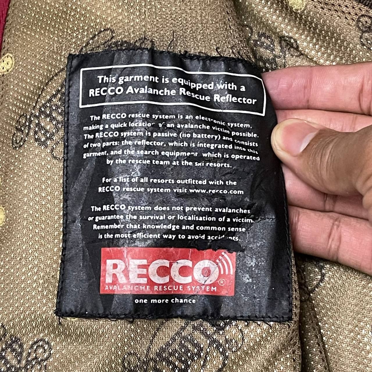 Japanese Brand Vintage Ripzone Technology Trilogy Camo Hooded Jacket Size US L / EU 52-54 / 3 - 18 Thumbnail