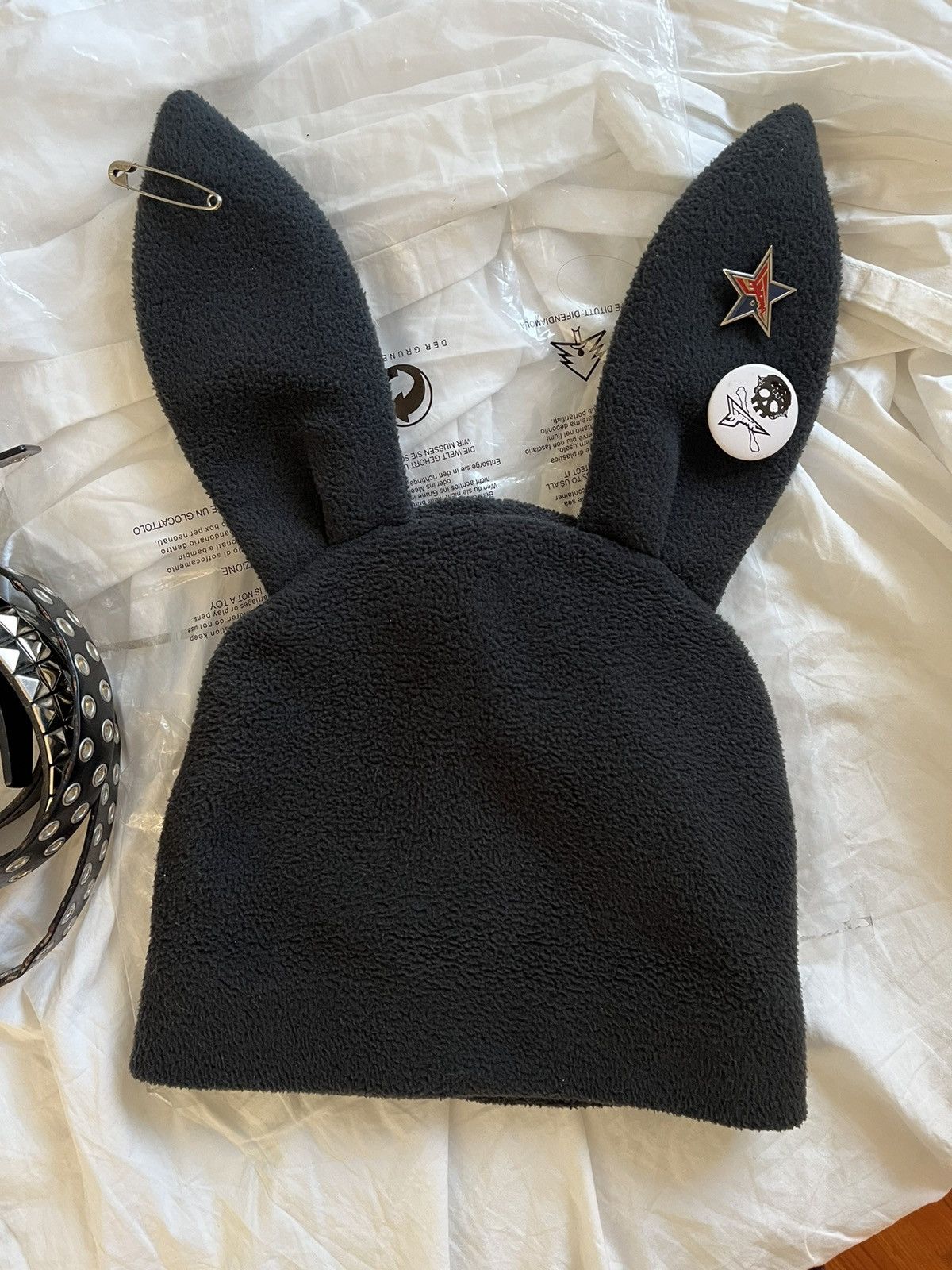 image of Comme Des Garcons x Comme Des Garcons Shirt Boy Bunny Ear Beanie Aw18 Black, Men's