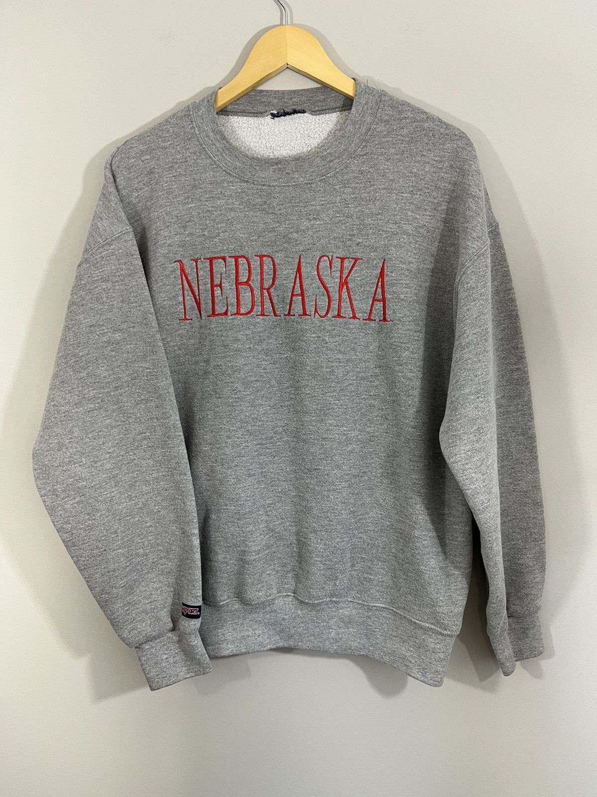 Jansport Nebraska Distressed College Crewneck Size US XL / EU 56 / 4 - 1 Thumbnail