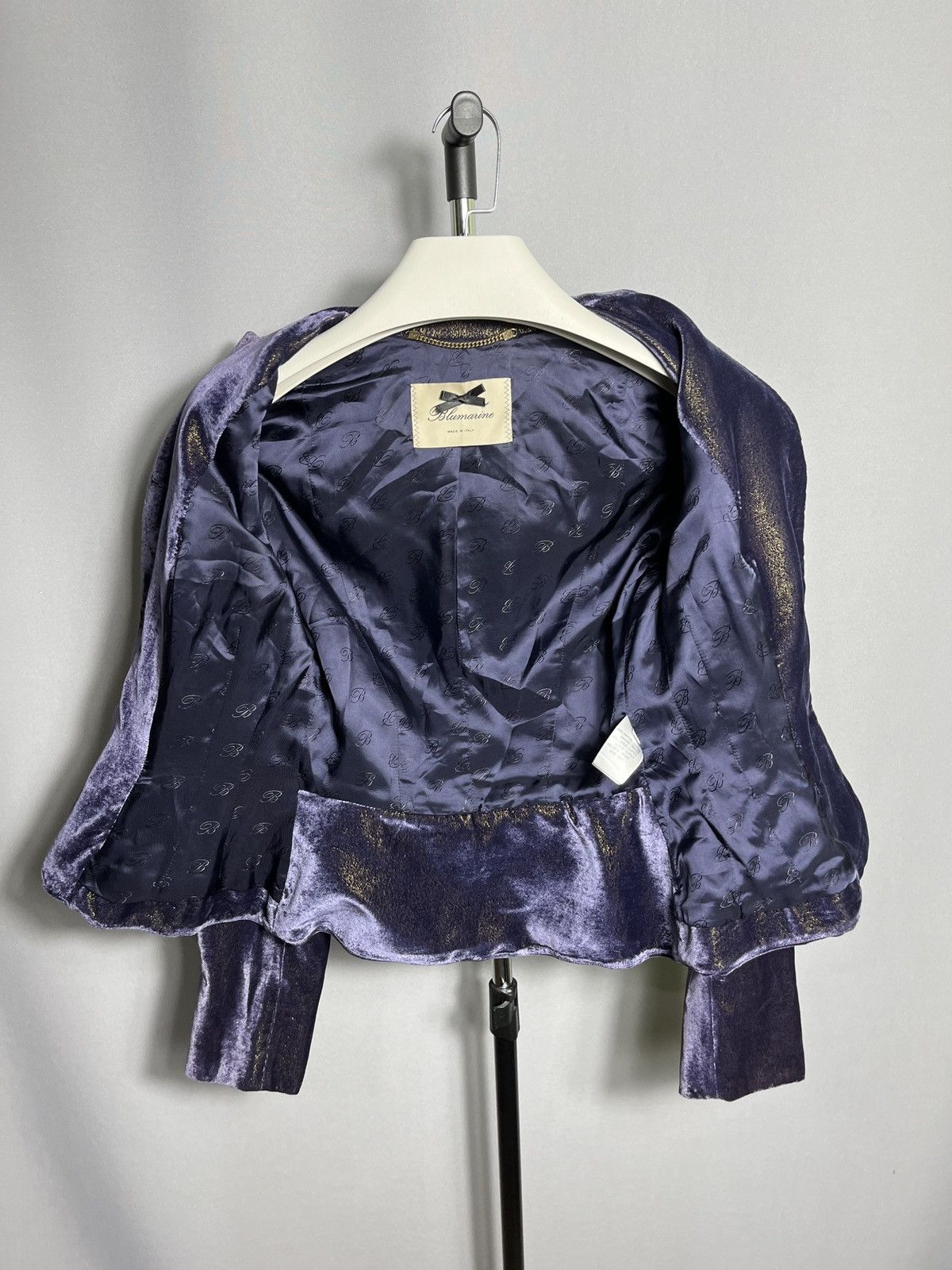Blumarine blumarine jacket blazer embroidery flowers rayon purple velv Size S / US 4 / IT 40 - 13 Thumbnail