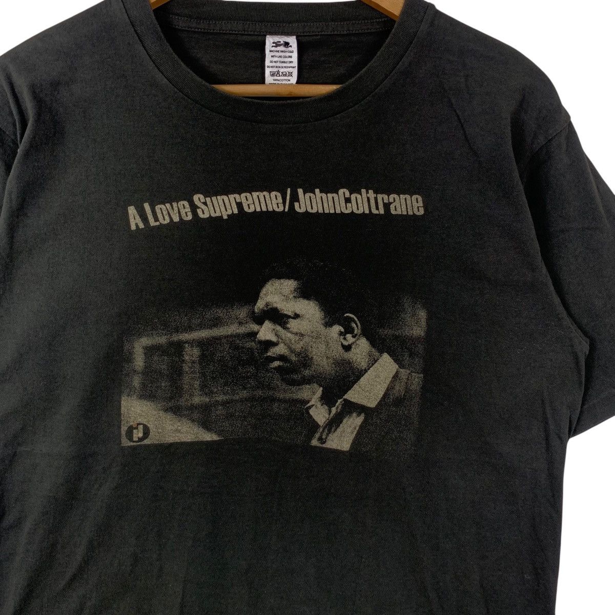 Band Tees Vintage JOHN COLTRANE A Love Supreme Jazz Band Tee Shirt Size US XL / EU 56 / 4 - 5 Thumbnail