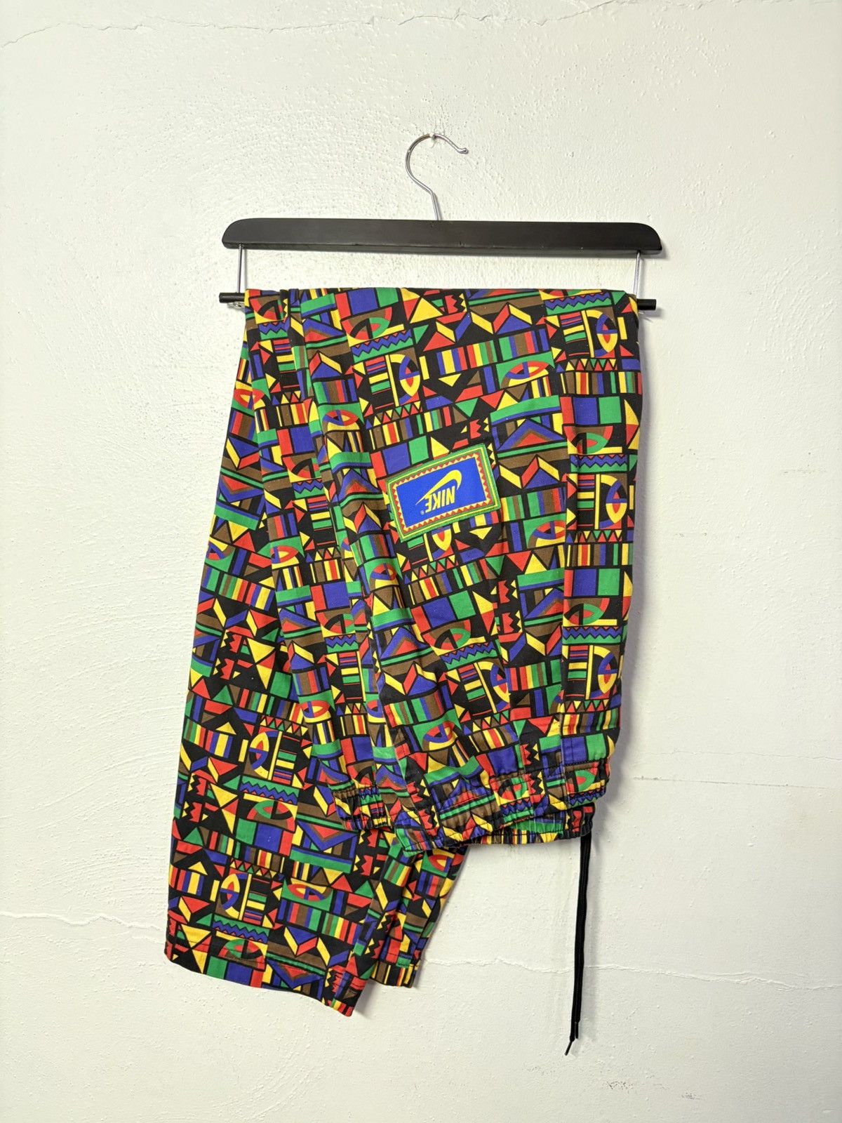 Nike 1992 Official Re-Issue Dashiki Geometrics Hammer Pants Size US 32 / EU 48 - 1 Thumbnail