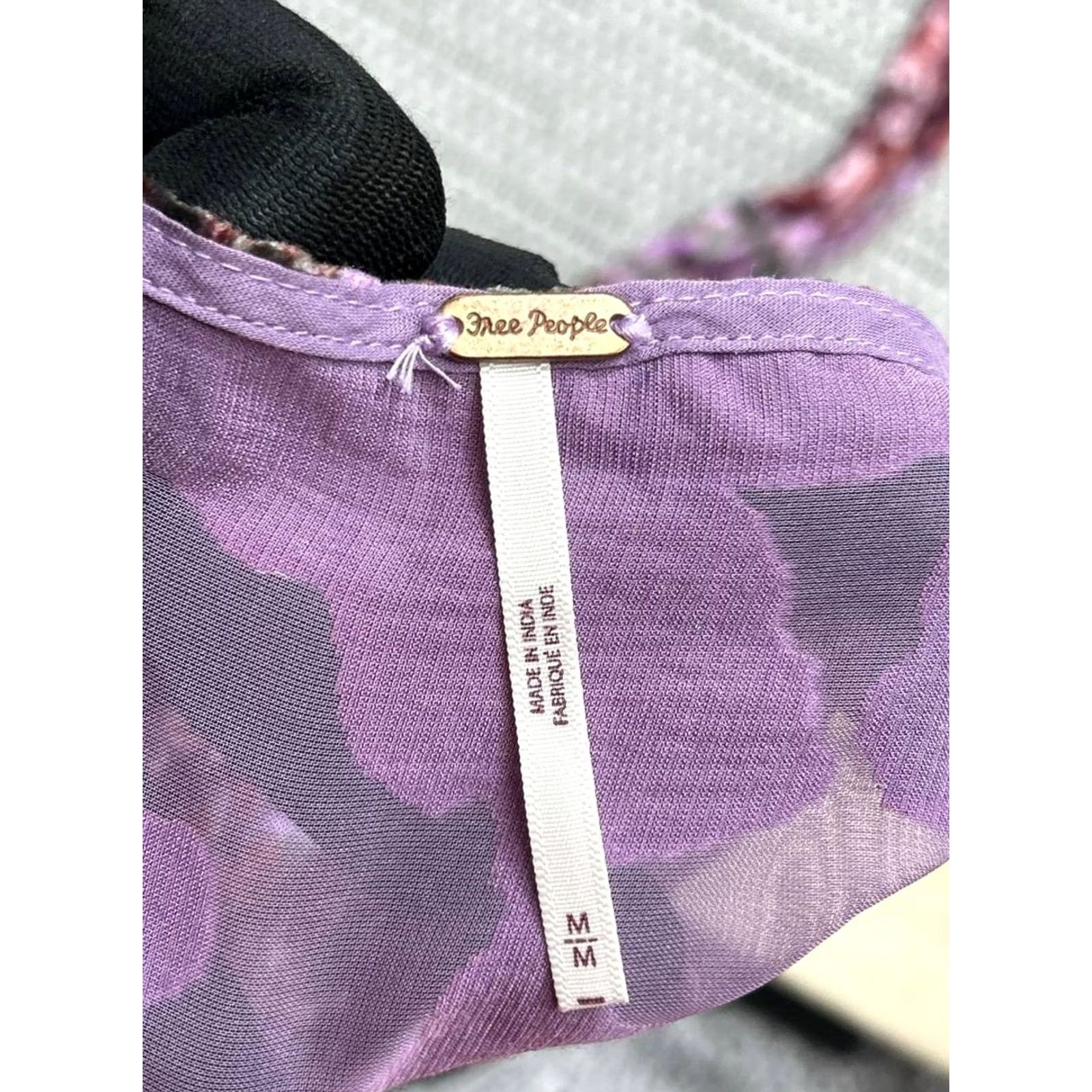 Free People Free People Shirt Womens Medium Purple Floral Velvet Crop Top Size M / US 6-8 / IT 42-44 - 3 Thumbnail