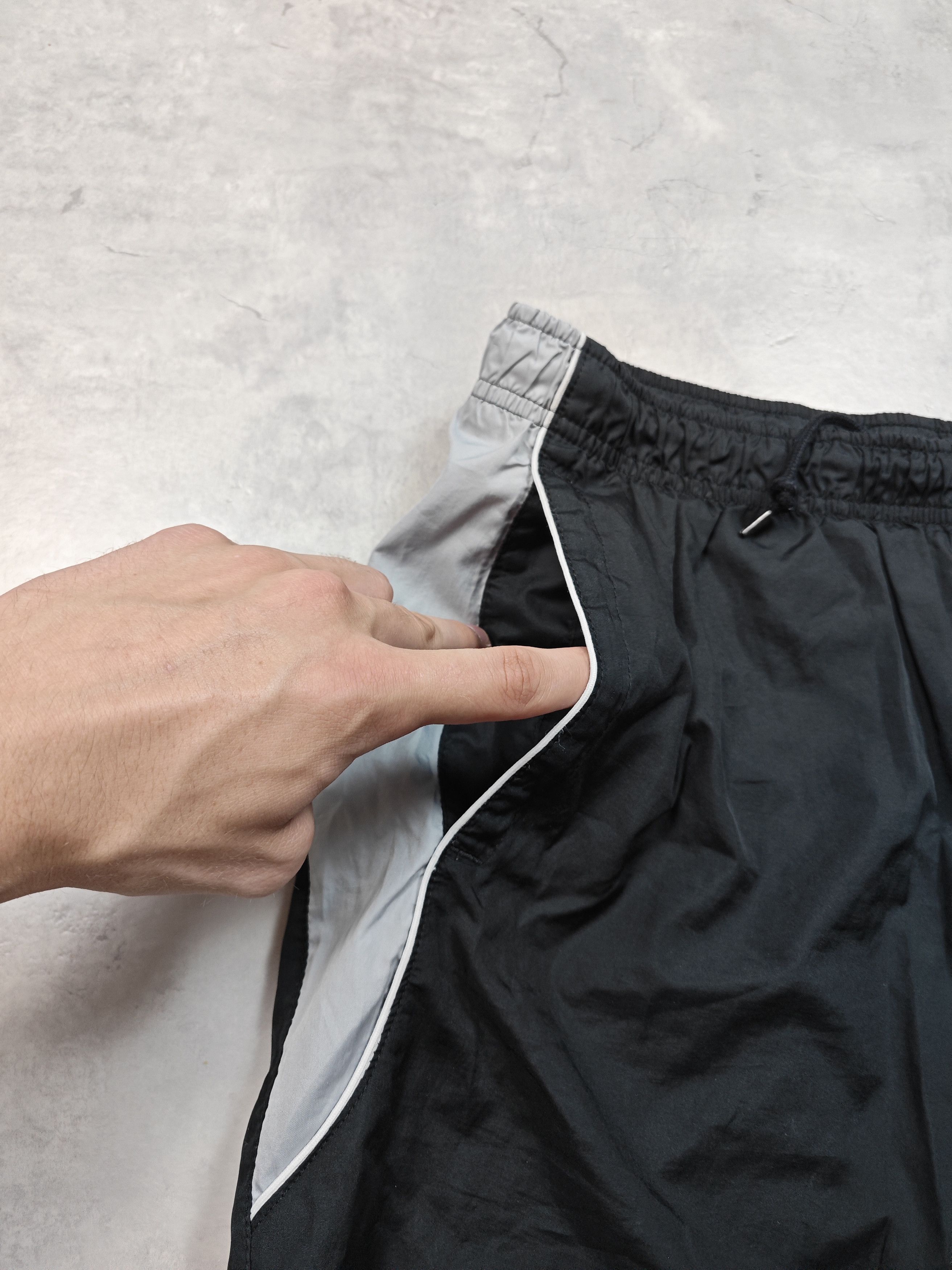 Nike Nike Vintage Shorts Size US 34 / EU 50 - 3 Thumbnail