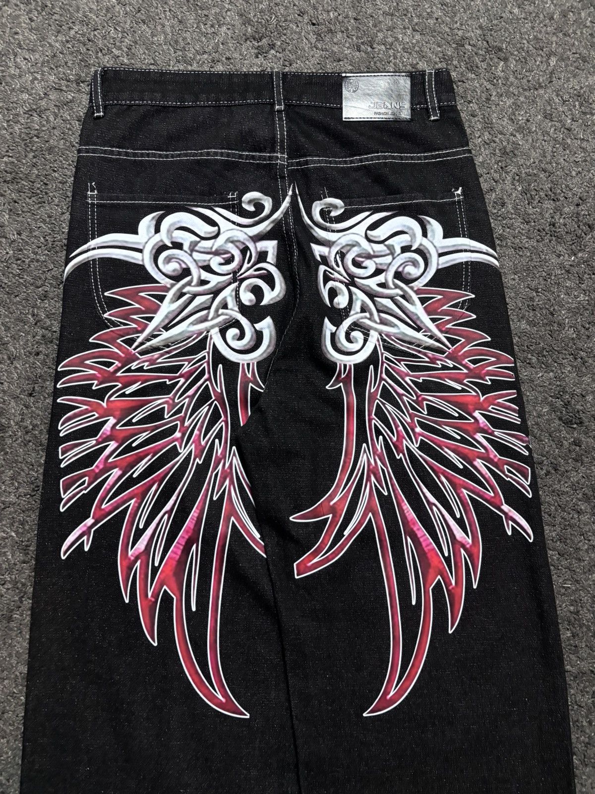 Jean × Vintage Vintage rare tribal angel wings cross red black baggy jeans Size US 33 - 4 Thumbnail