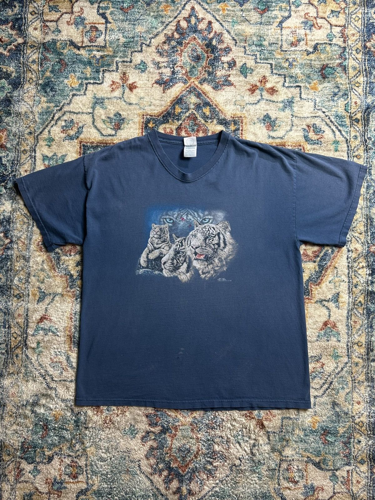 Vintage Vintage White Tigers Animal T-shirt Size XL Size US XL / EU 56 / 4 - 1 Thumbnail