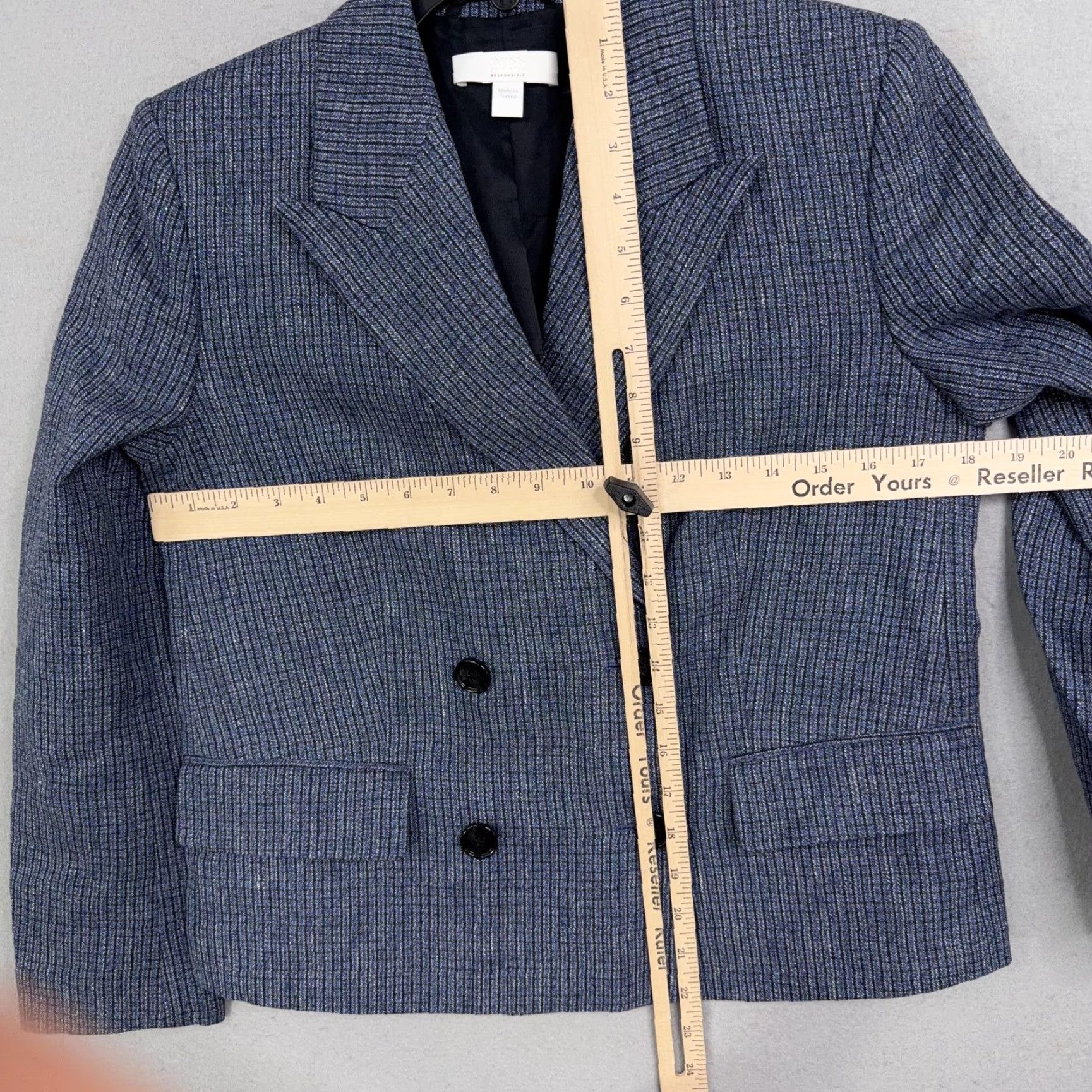 Vintage Boss Blazer Womens 4 Blue Check Double Breasted Short Jacket Tailored Workwear Blazer Women Medium? Size 27" / US 4 / IT 40 - 7 Thumbnail