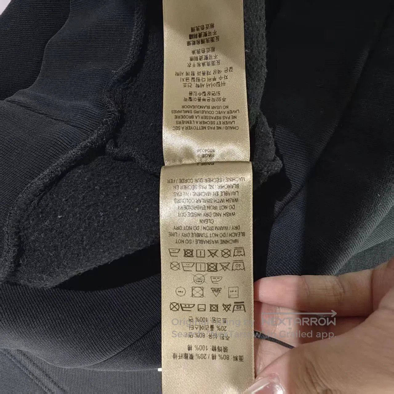 Burberry classic black burberry sweatshirt in large size. Size US L / EU 52-54 / 3 - 6 Thumbnail