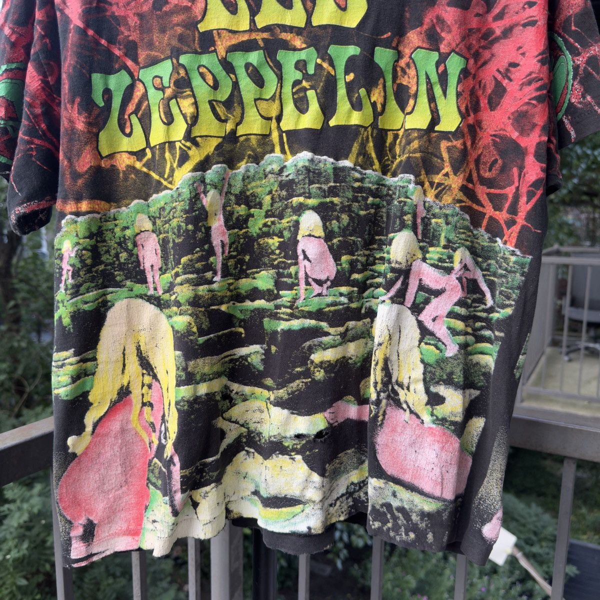 Band Tees 90s Led Zeppelin Thrashed Faded Distressed AOP Band Tee Size US L / EU 52-54 / 3 - 6 Thumbnail
