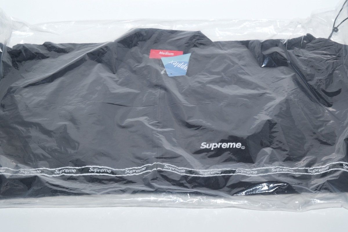 Supreme Supreme Logo Taping Track Jacket Black ( M ) SS26 Size US M / EU 48-50 / 2 - 7 Thumbnail