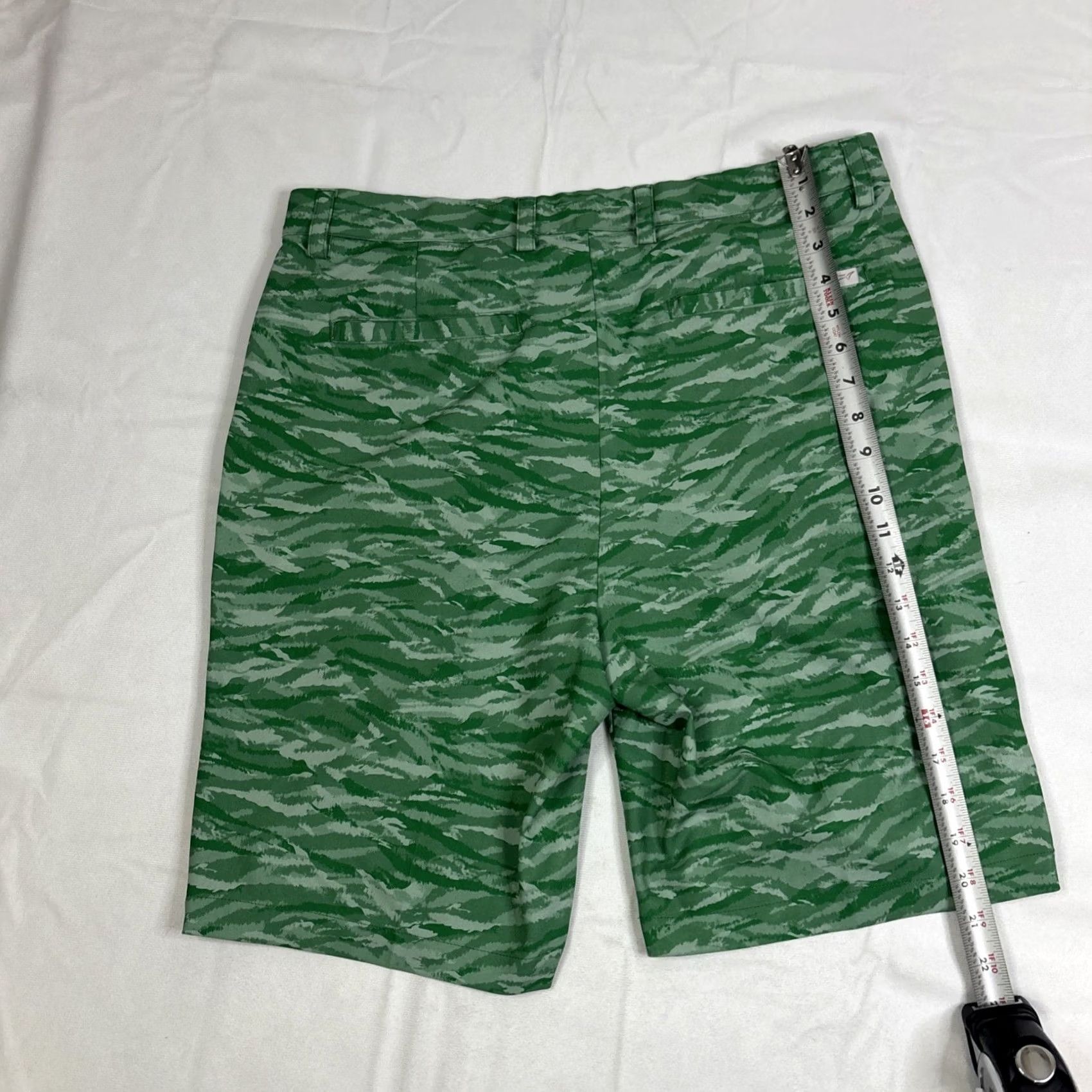 Vintage Greg Norman ML75 Microlux Golf Shorts Mens 34 Green Camouflage Stretch Wicking Size US 34 / EU 50 - 5 Thumbnail