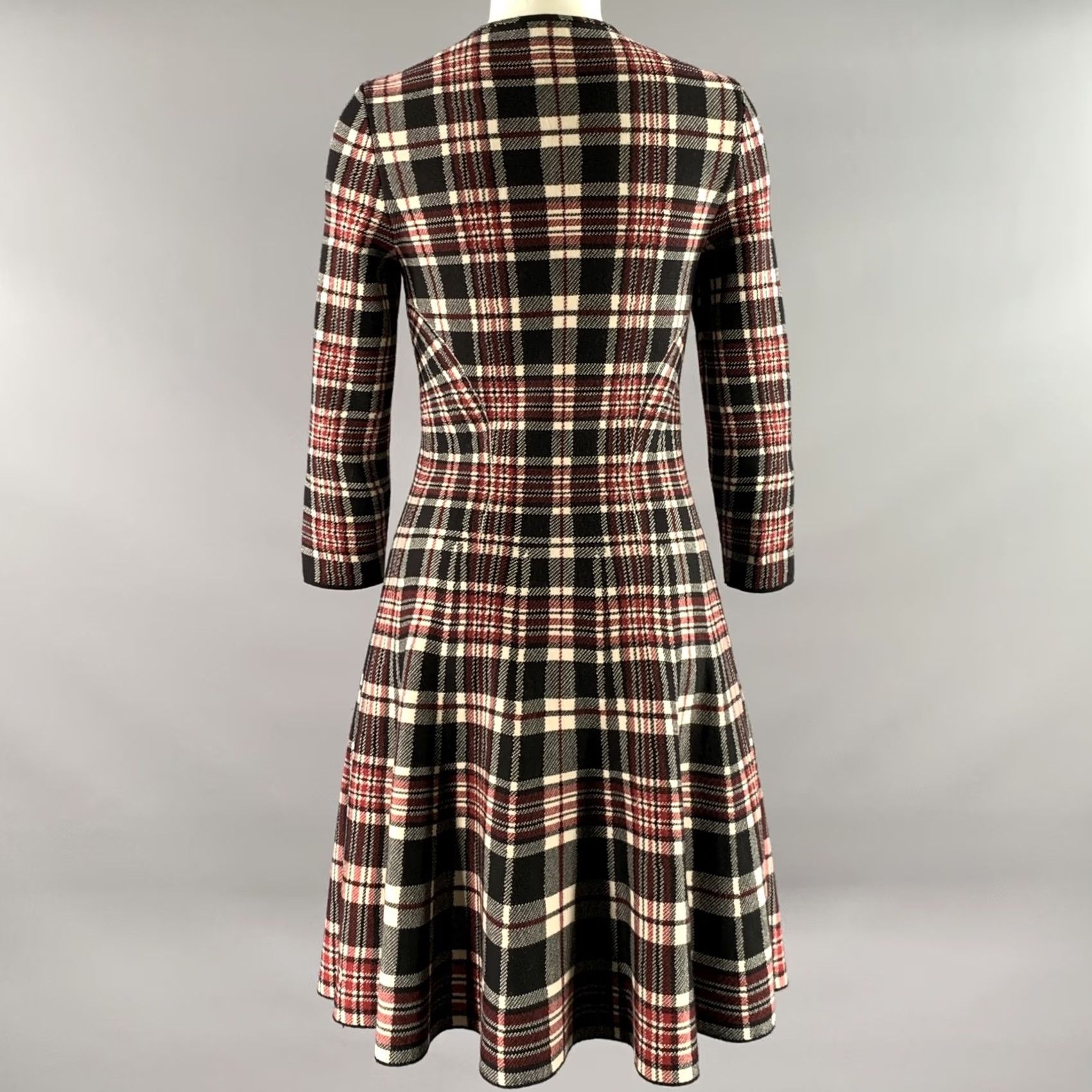 Alexander McQueen ALEXANDER MCQUEEN Dress Black Red Plaid Wool 3/4 Sleeves Knee-Length S Womens Size S / US 4 / IT 40 - 4 Thumbnail