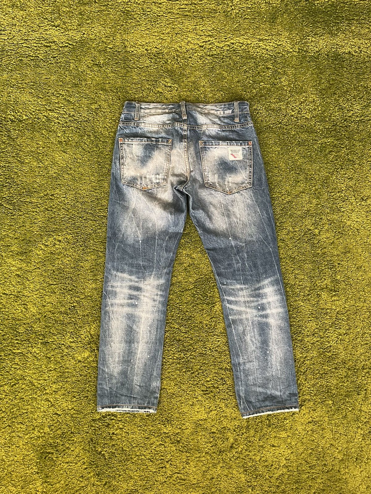 Designer × Dsquared2 Dsquared2 avant garde factry faded denim jeans Size US 32 / EU 48 - 2 Thumbnail