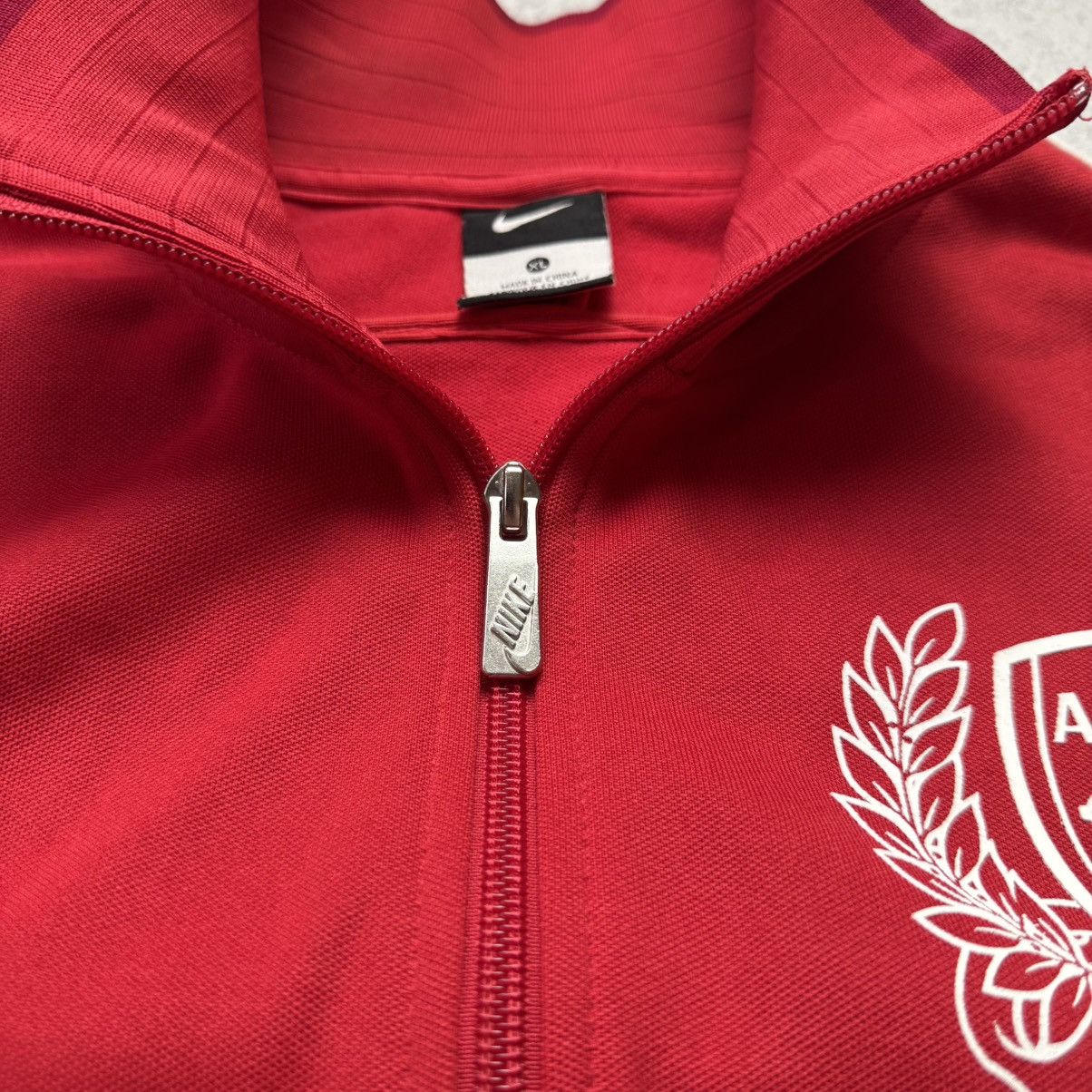 Nike Vintage 2011 Nike Arsenal Football Track Jacket Size US XL / EU 56 / 4 - 10 Thumbnail