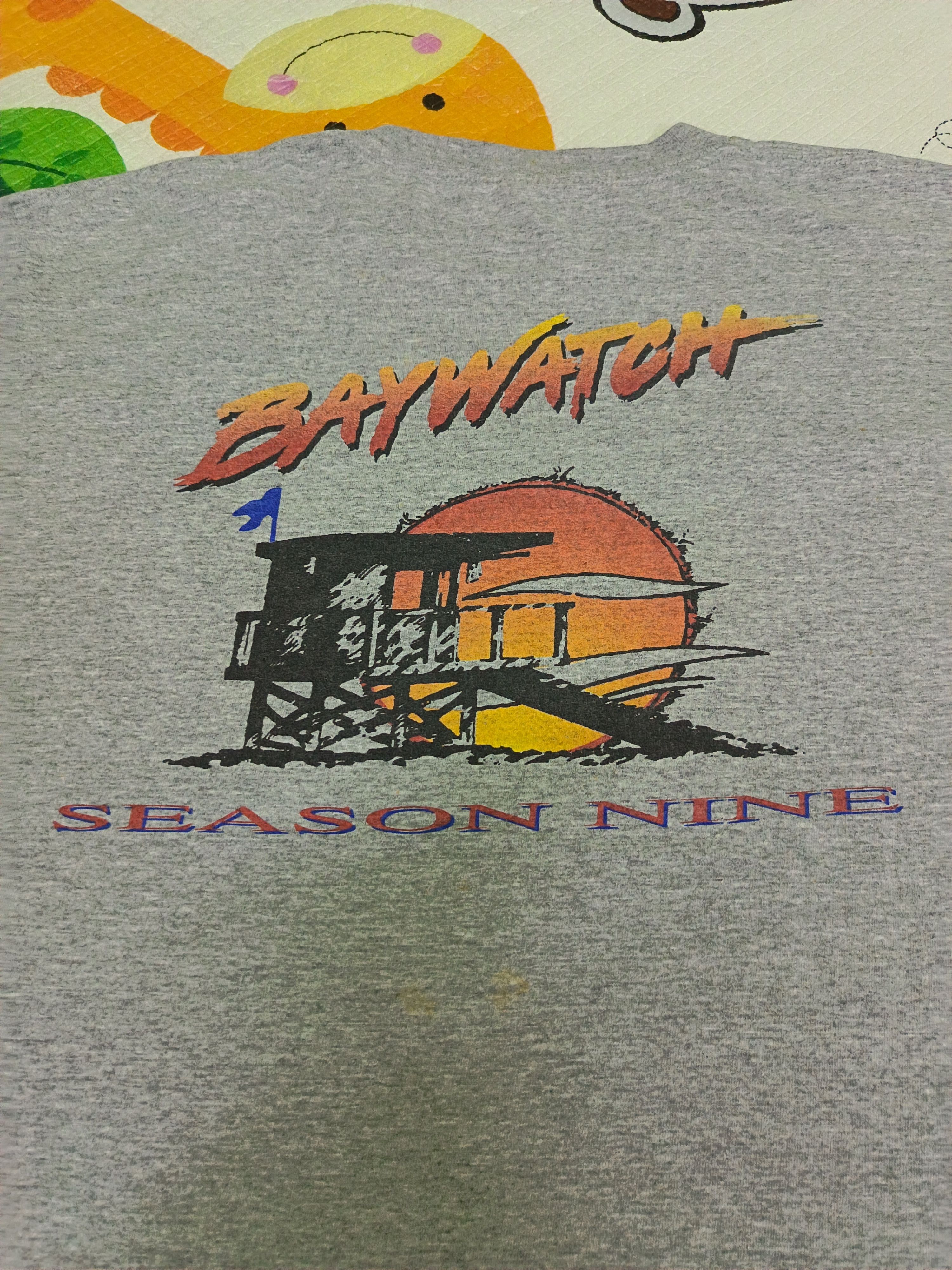 Vintage Vintage 90's Baywatch Season Nine Film Crew Pamela Anderson Size US XL / EU 56 / 4 - 2 Thumbnail