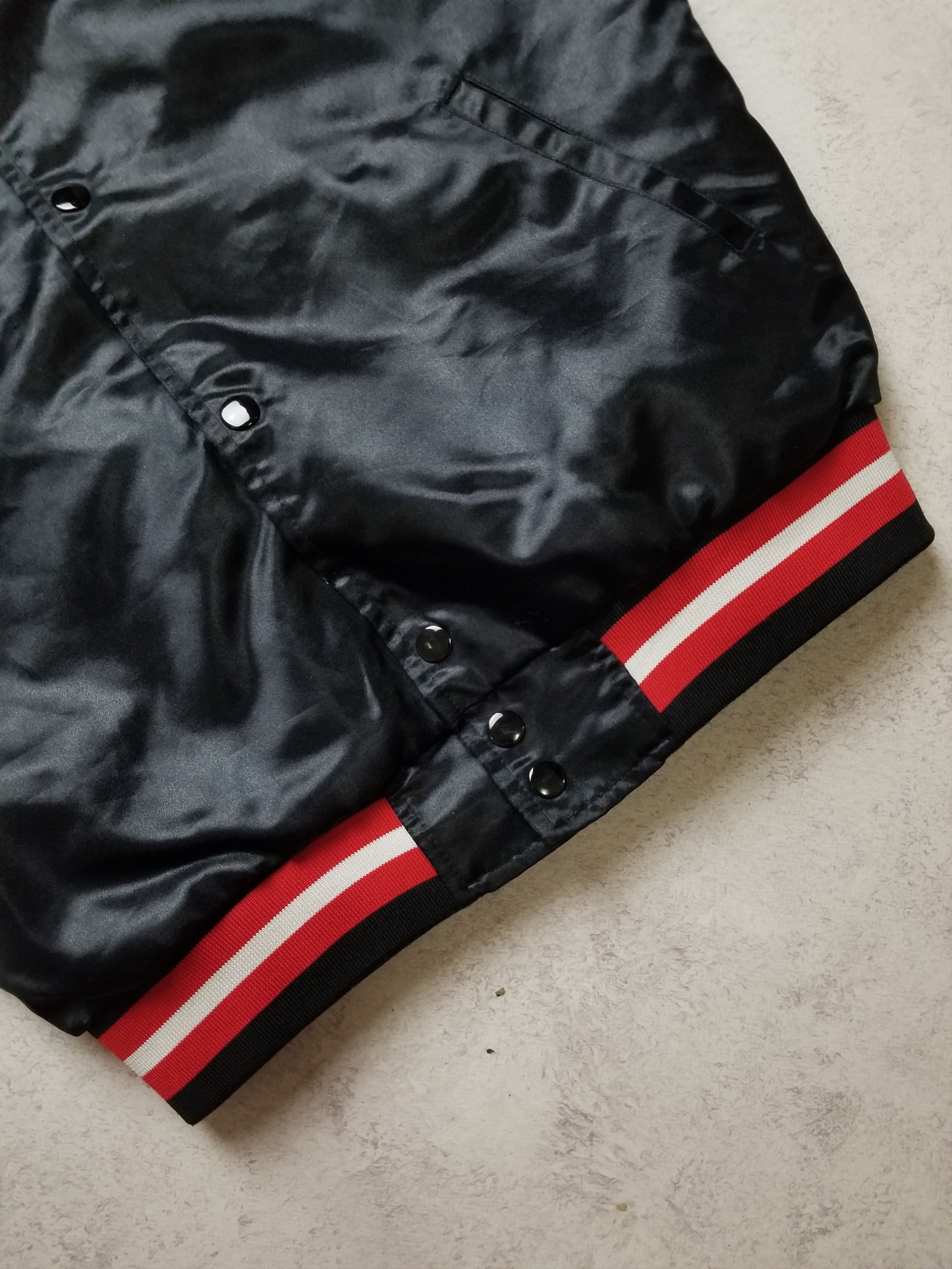 Mitchell & Ness Toronto Raptors Hardwood Classics NBA Bomber Jacket Size US S / EU 44-46 / 1 - 9 Thumbnail