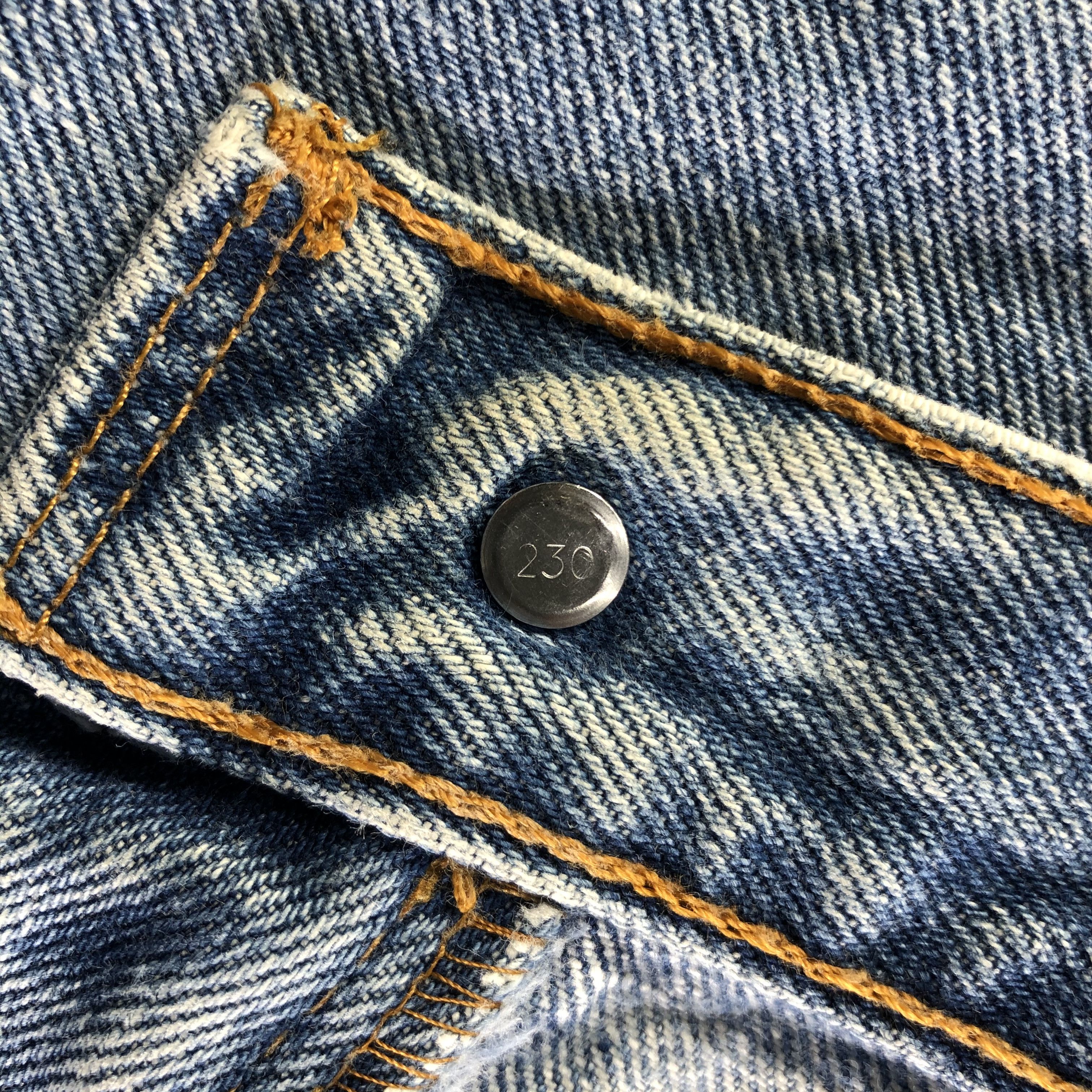 Levi's Vintage Blue Wash Levis 560 Jeans-J4473 Size US 31 - 8 Thumbnail
